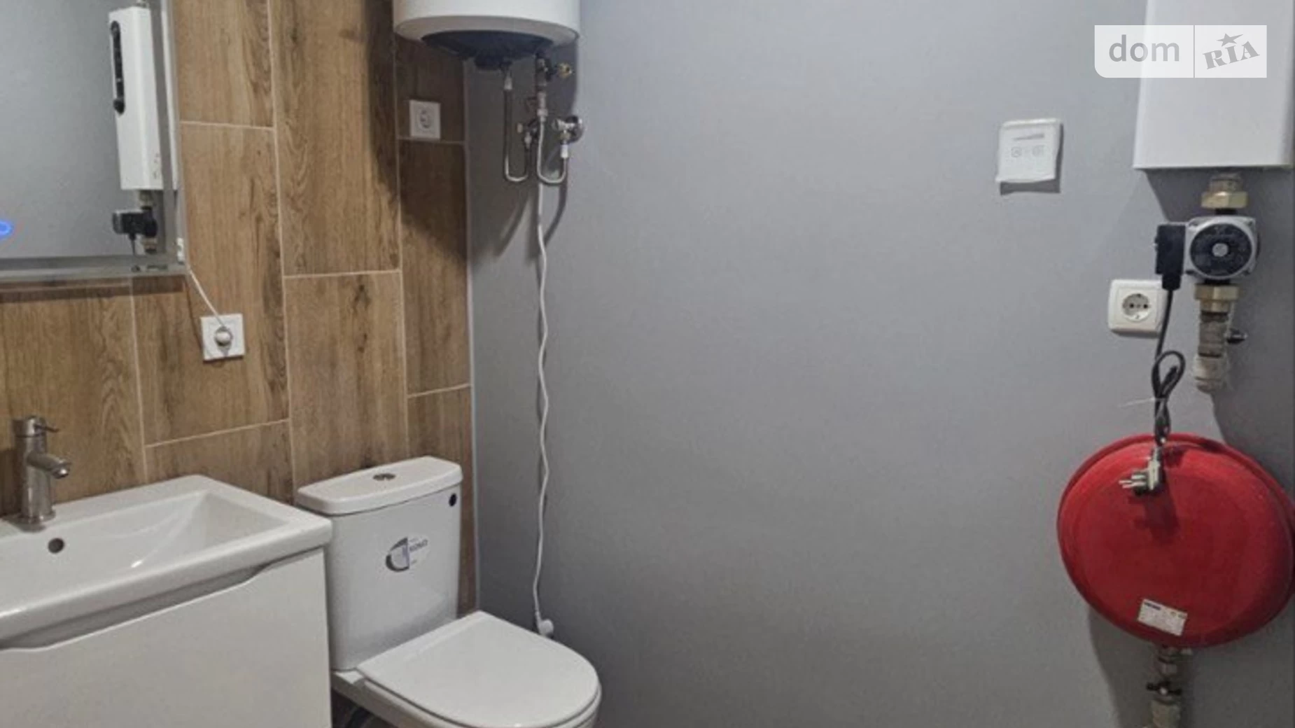 Сдается в аренду офис 25 кв. м в бизнес-центре, цена: 250 $ - фото 4