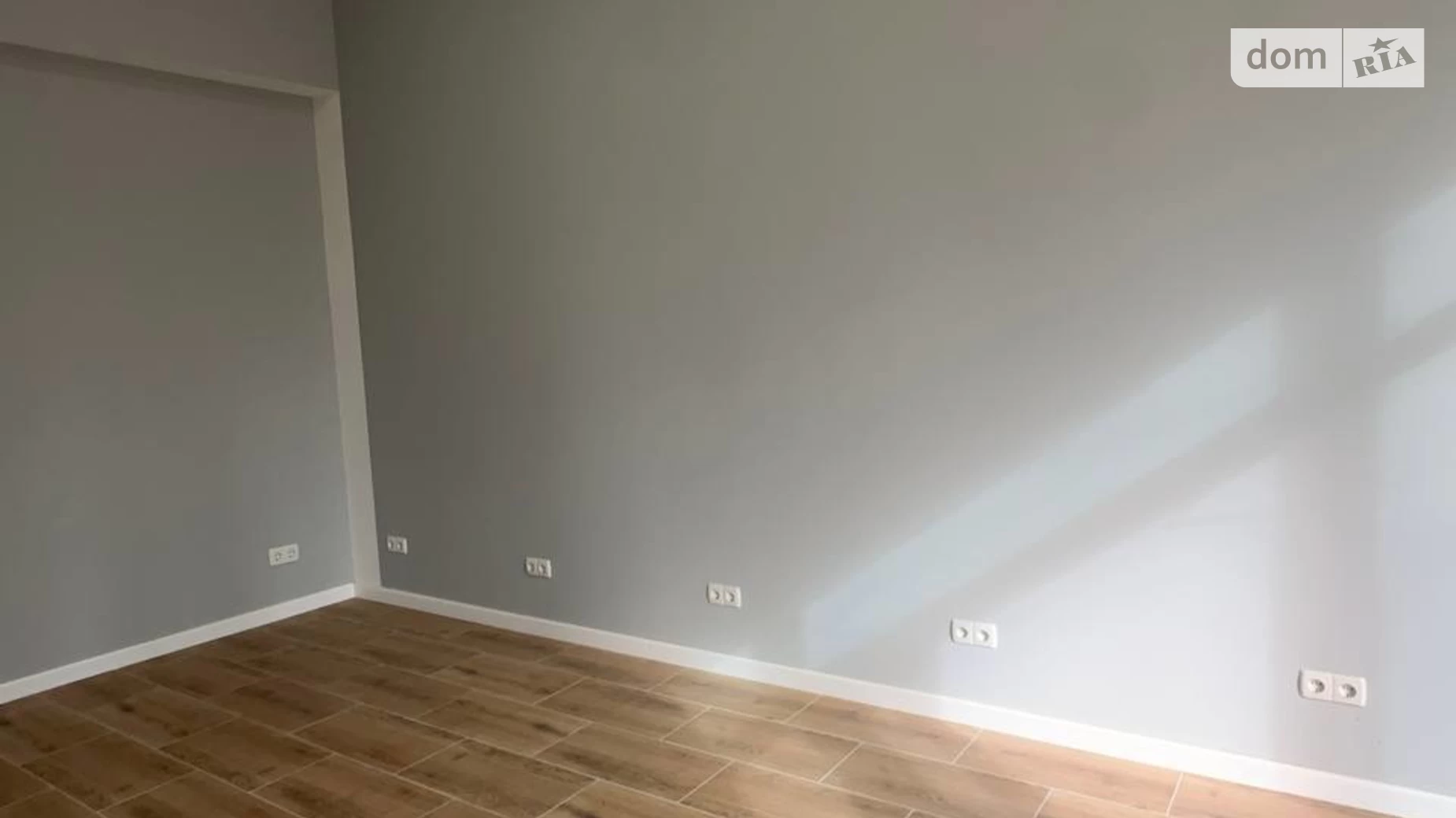 Сдается в аренду офис 45 кв. м в бизнес-центре, цена: 450 $ - фото 3