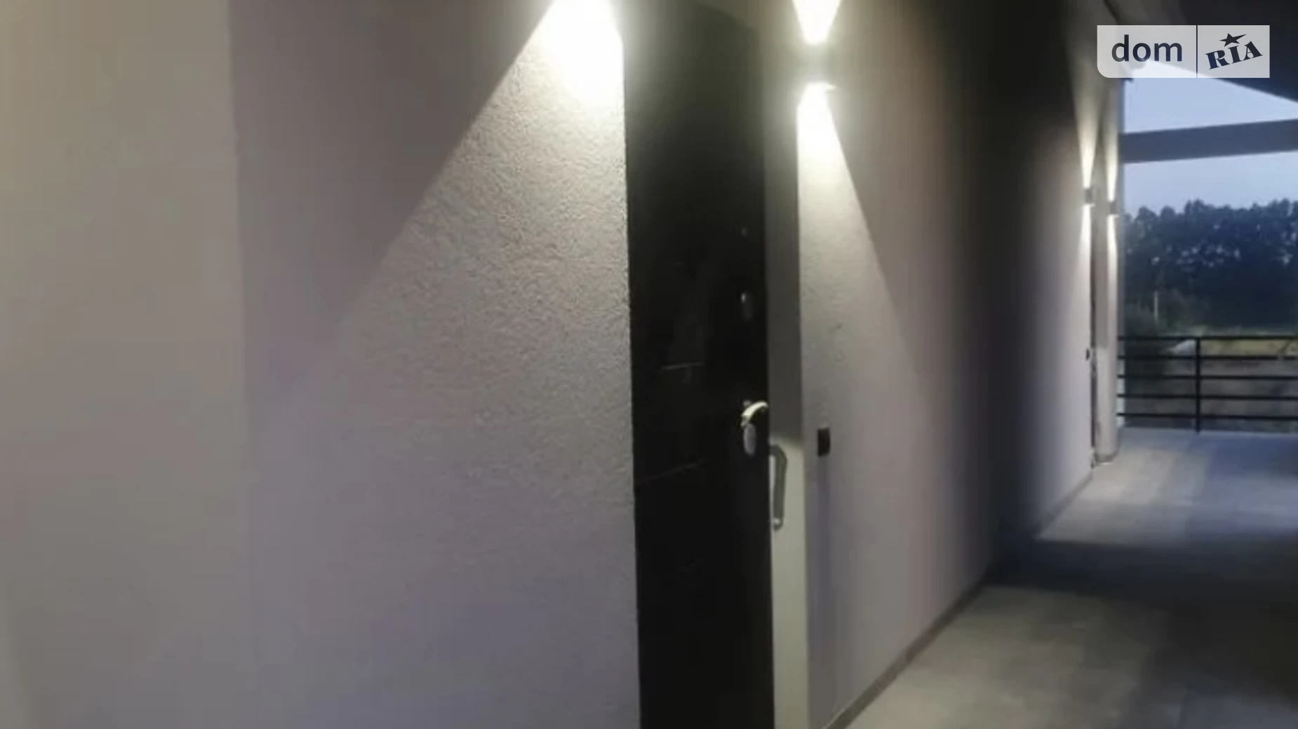 Продается 3-комнатная квартира 45.1 кв. м в, цена: 27000 € - фото 2