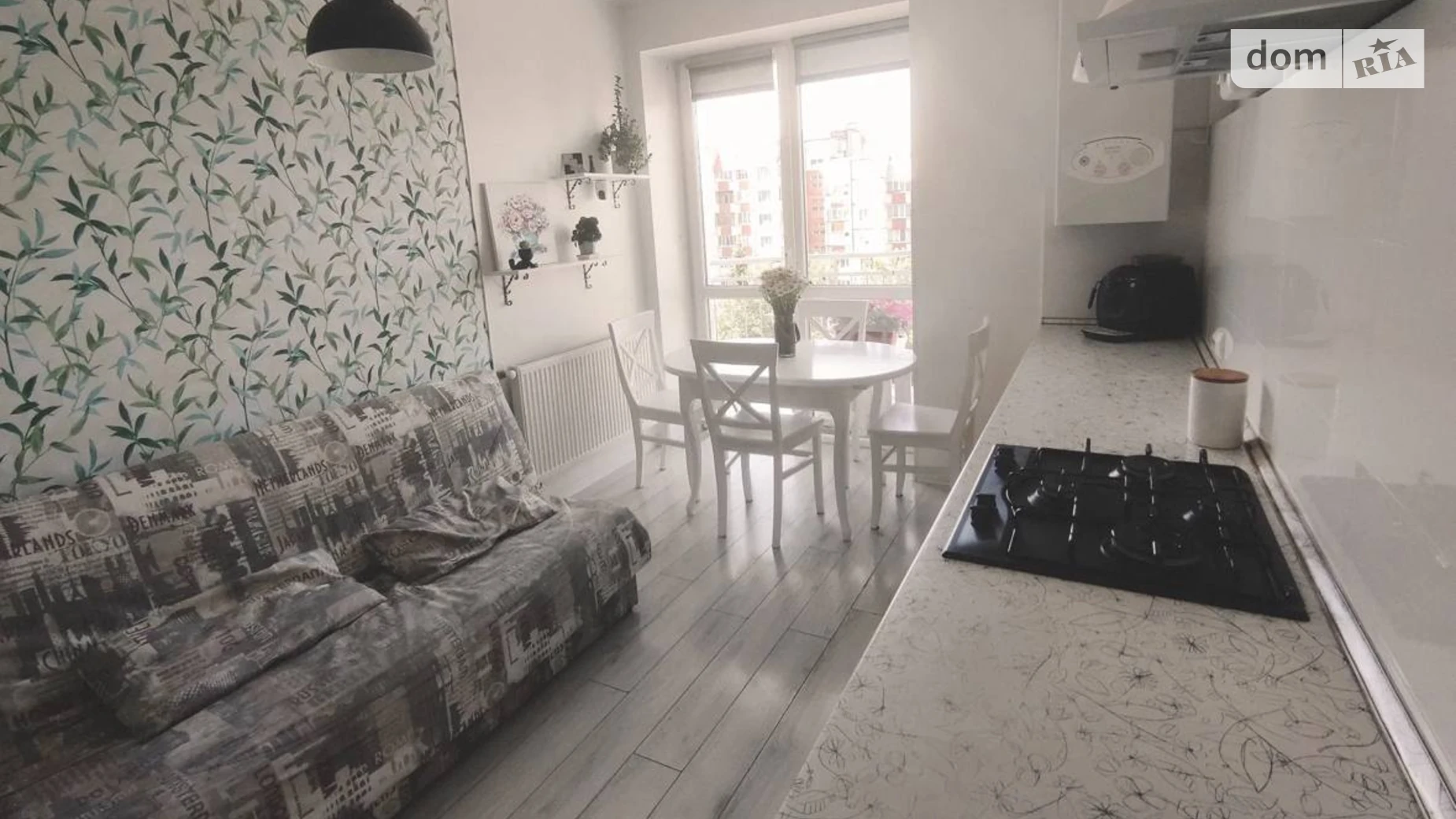 Продается 1-комнатная квартира 47 кв. м в Ивано-Франковске, ул. Ивасюка - фото 3