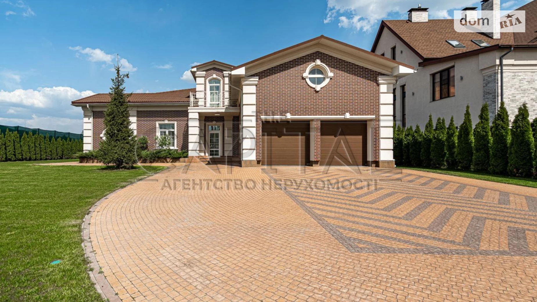 Сдается в аренду дом на 2 этажа 400 кв. м с мансардой, цена: 6900 $ - фото 2