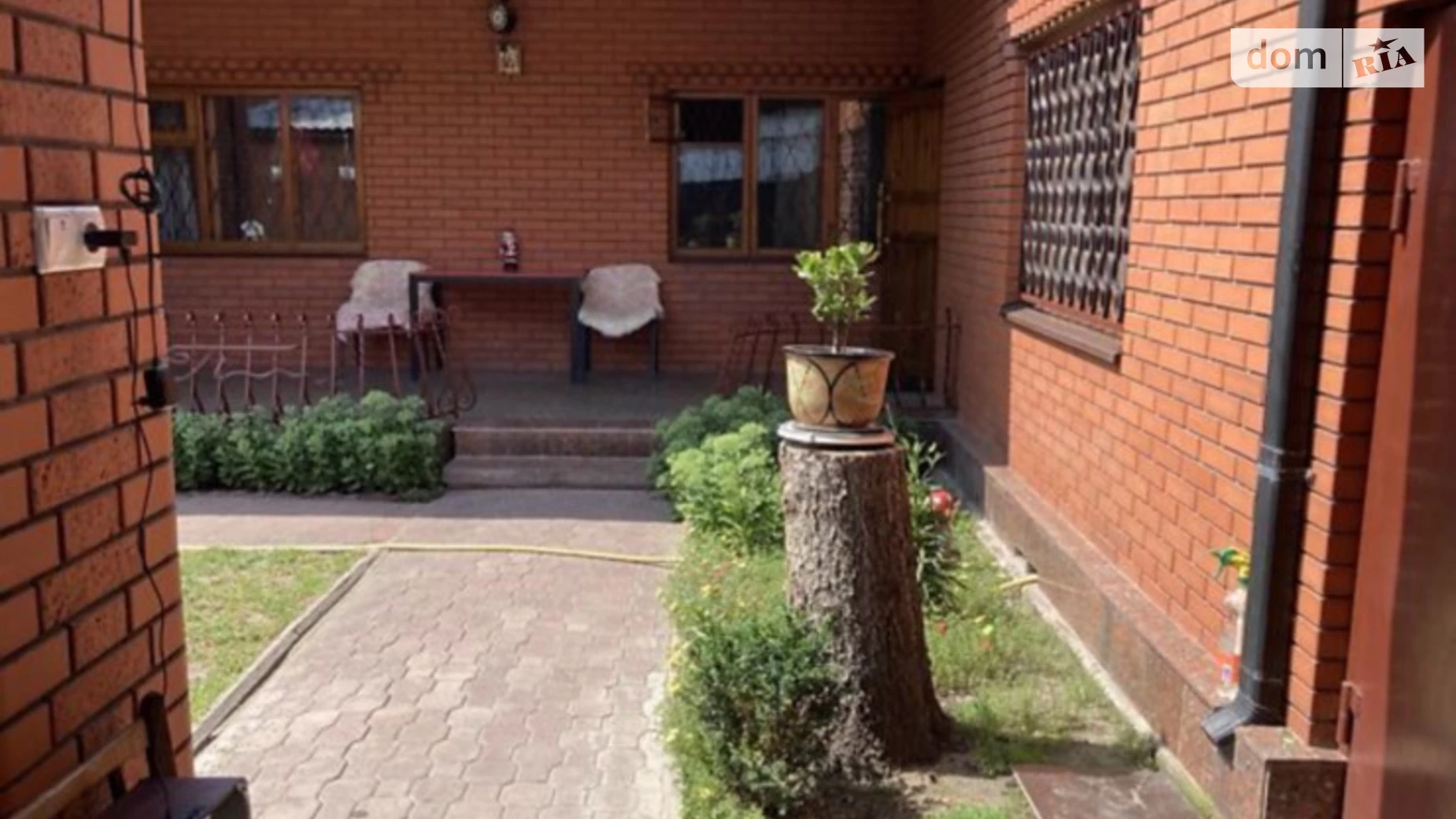 Продается дом на 2 этажа 116 кв. м с камином, цена: 100000 $ - фото 3