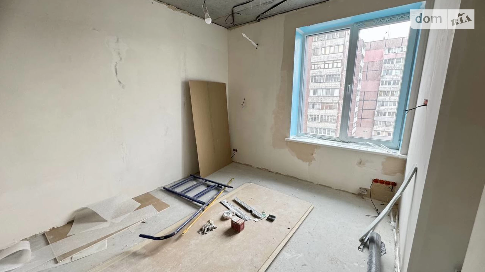 Продается 1-комнатная квартира 98.9 кв. м в Днепре, цена: 94000 $ - фото 4