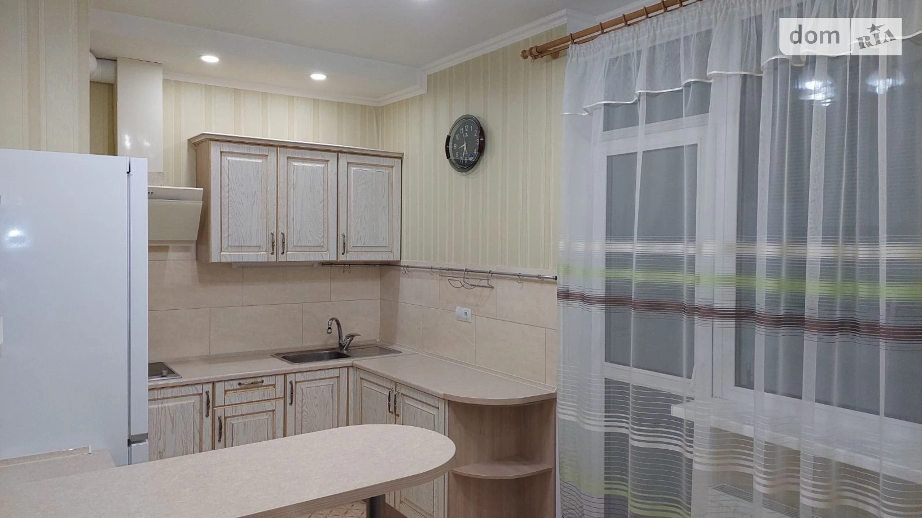Продается 1-комнатная квартира 50 кв. м в Киеве, ул. Коперника, 3 - фото 4