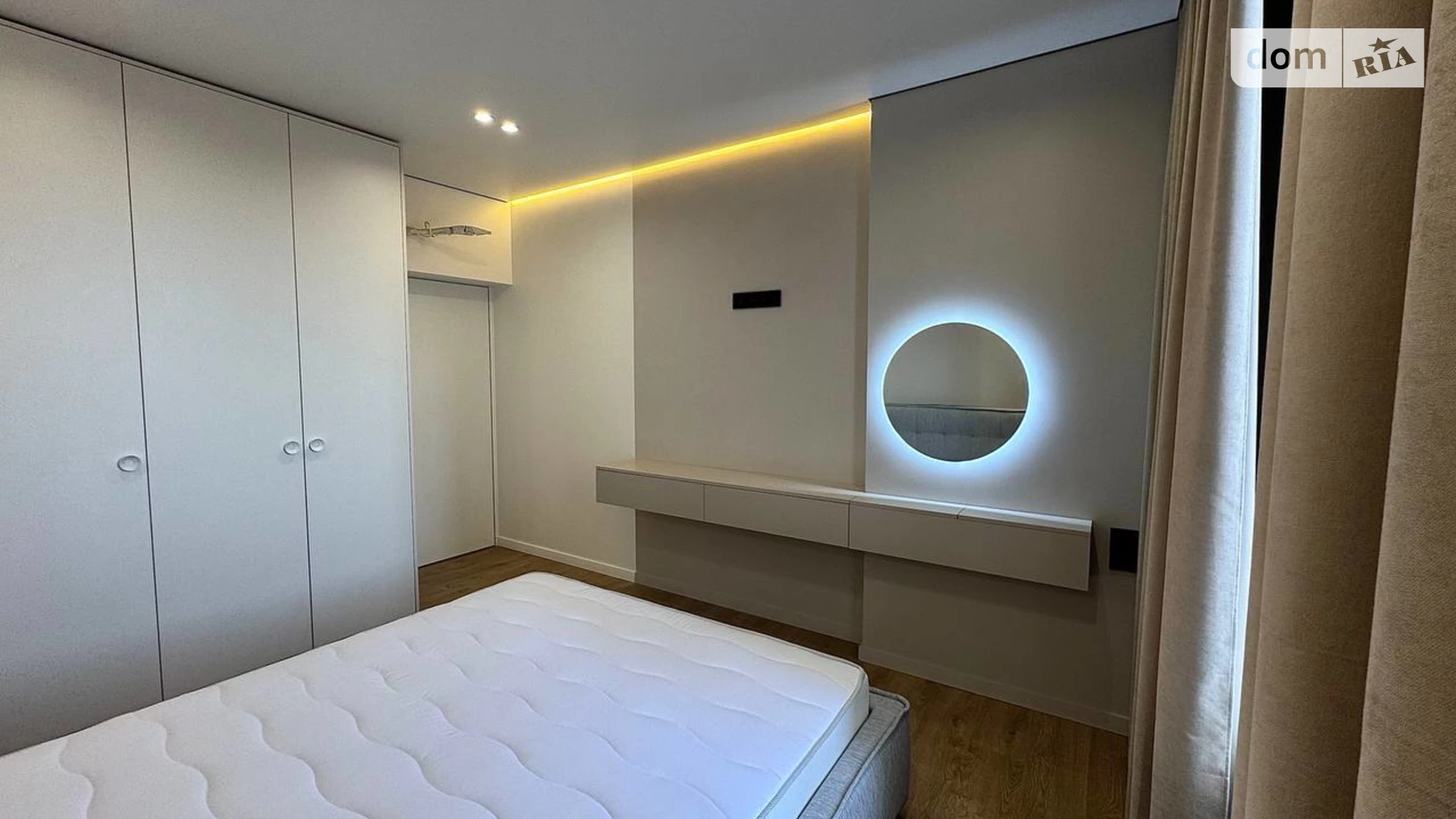 Продается 2-комнатная квартира 63.7 кв. м в, цена: 99550 $ - фото 3