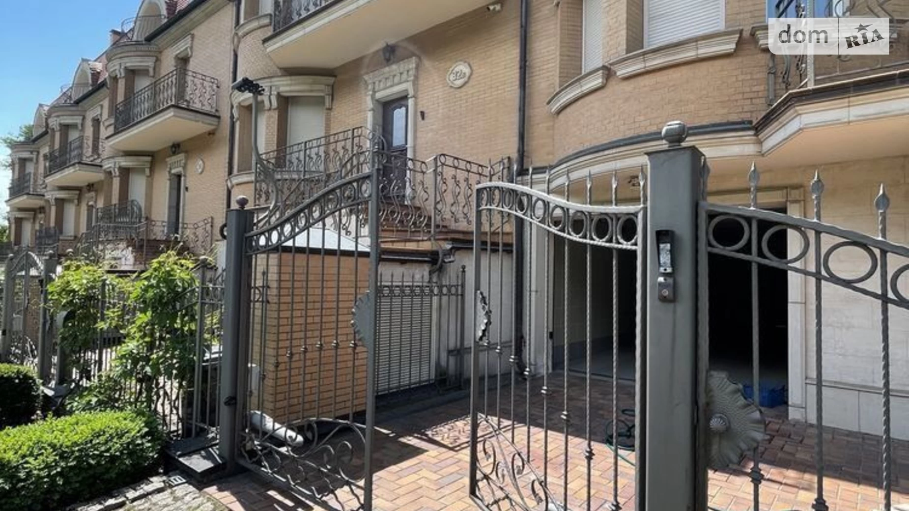 Сдается в аренду дом на 4 этажа 435 кв. м с садом, цена: 10000 $ - фото 2