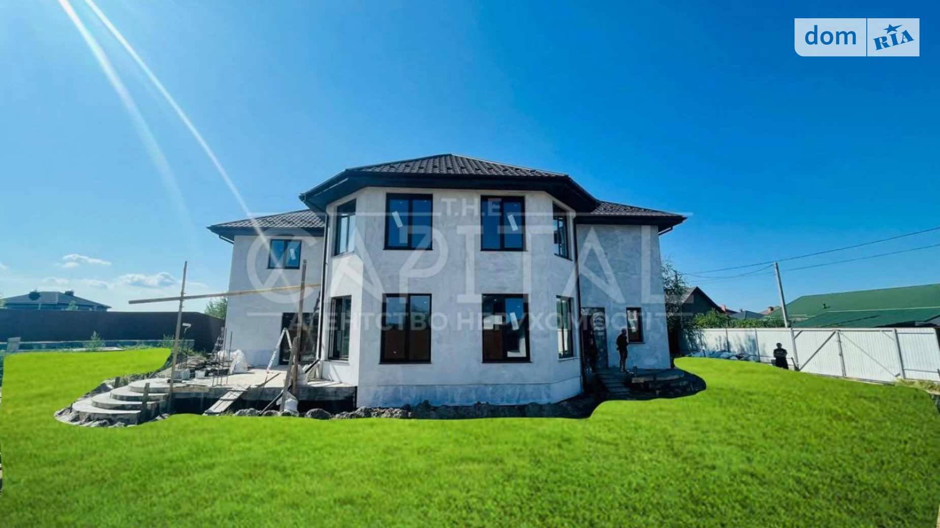 Продается дом на 2 этажа 360 кв. м с верандой, цена: 210000 $ - фото 3