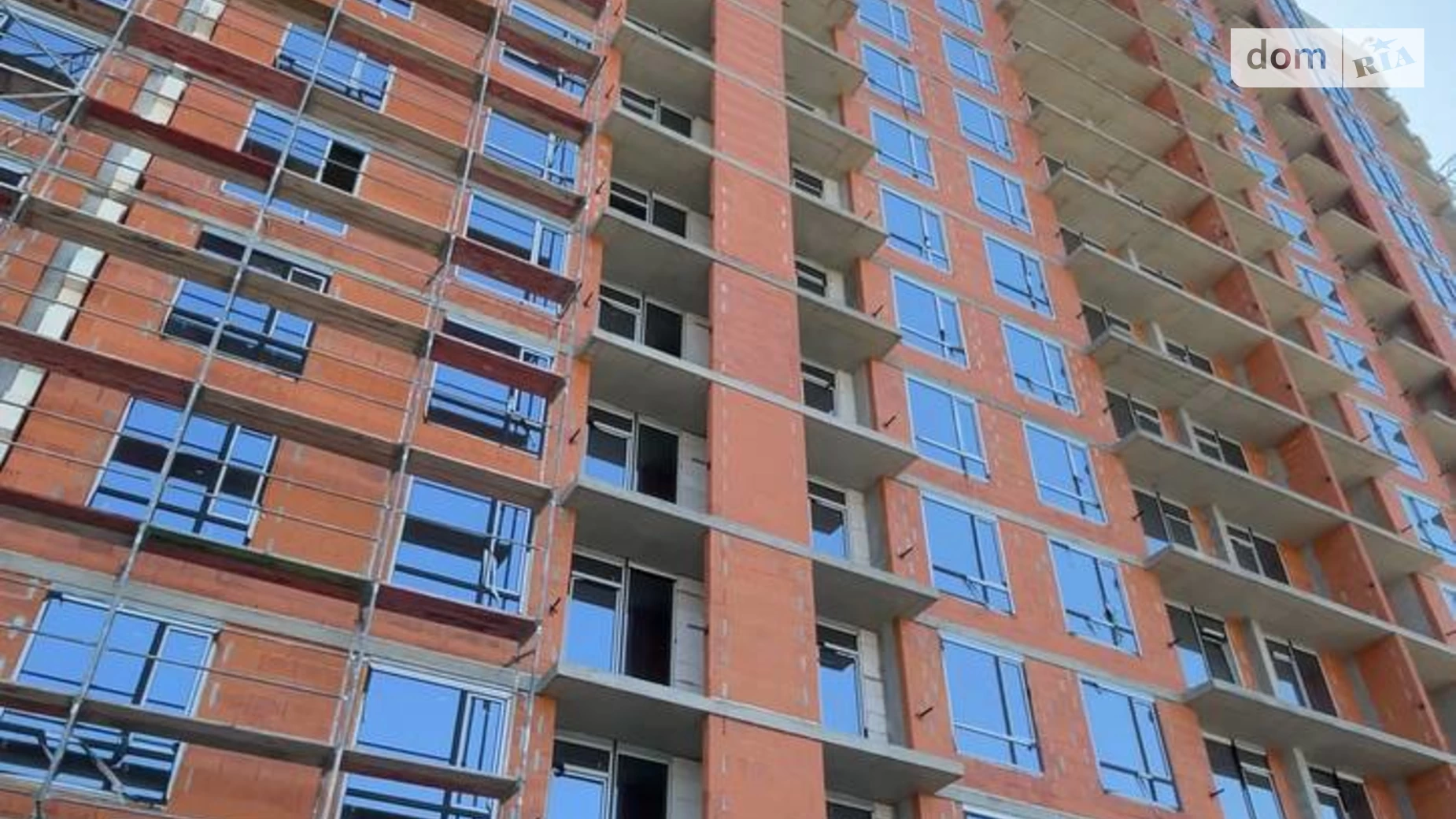 Продается 3-комнатная квартира 102 кв. м в Ивано-Франковске, ул. Хриплинская, 9 - фото 3