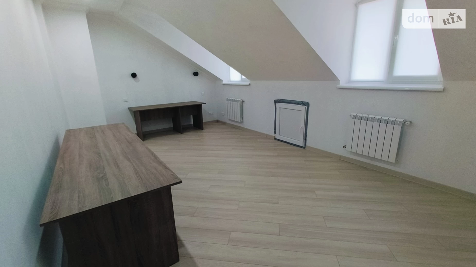 Продается 3-комнатная квартира 98.7 кв. м в Черновцах, ул. Русская - фото 3