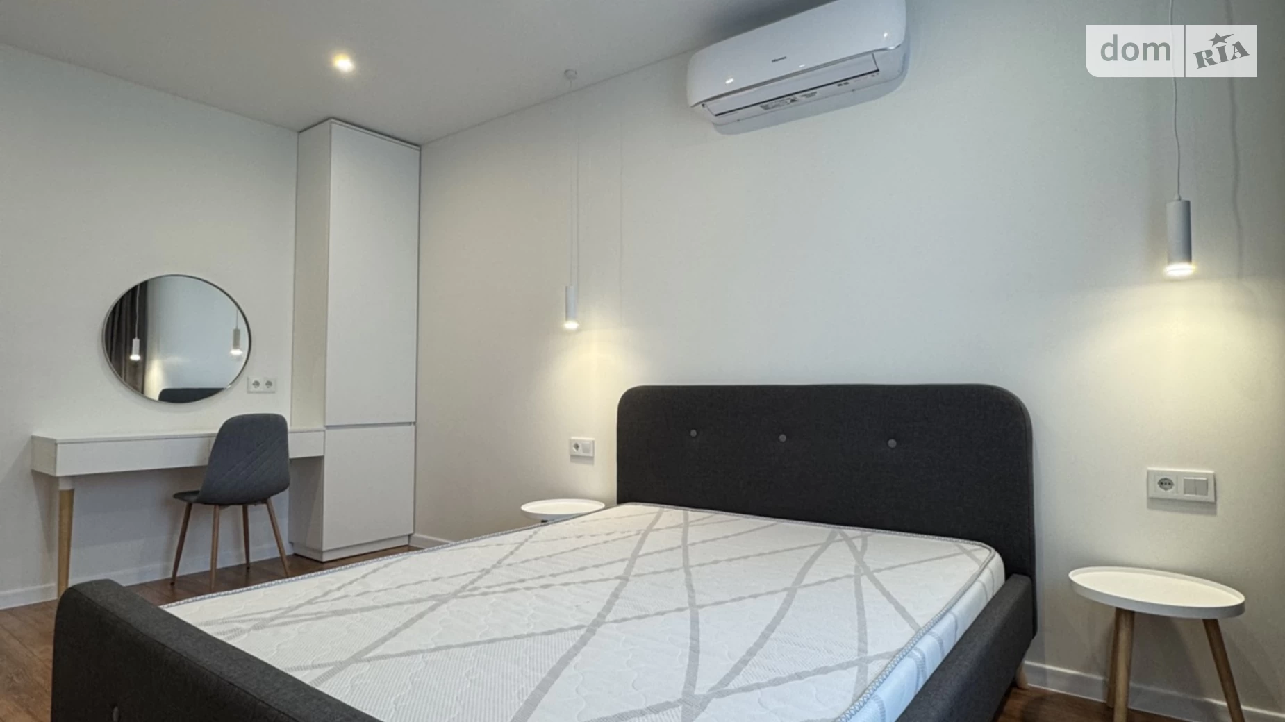 Продается 1-комнатная квартира 41 кв. м в, цена: 69500 $ - фото 4