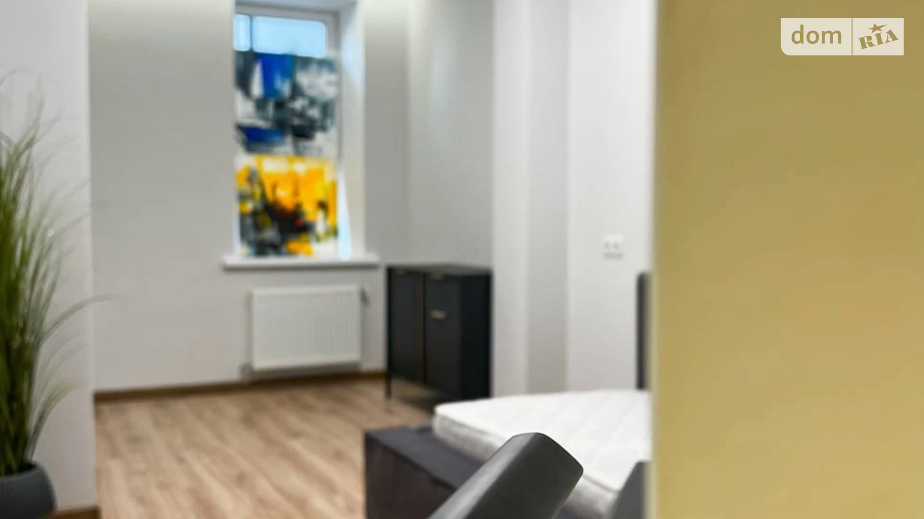 Продается 2-комнатная квартира 50 кв. м в Ровно, ул. Соборная, 364В - фото 4