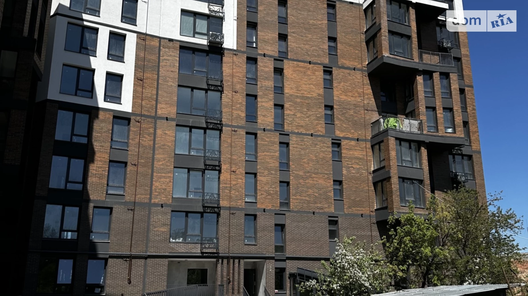 Продается 1-комнатная квартира 45 кв. м в Черновцах, ул. Каневская, 23А - фото 3