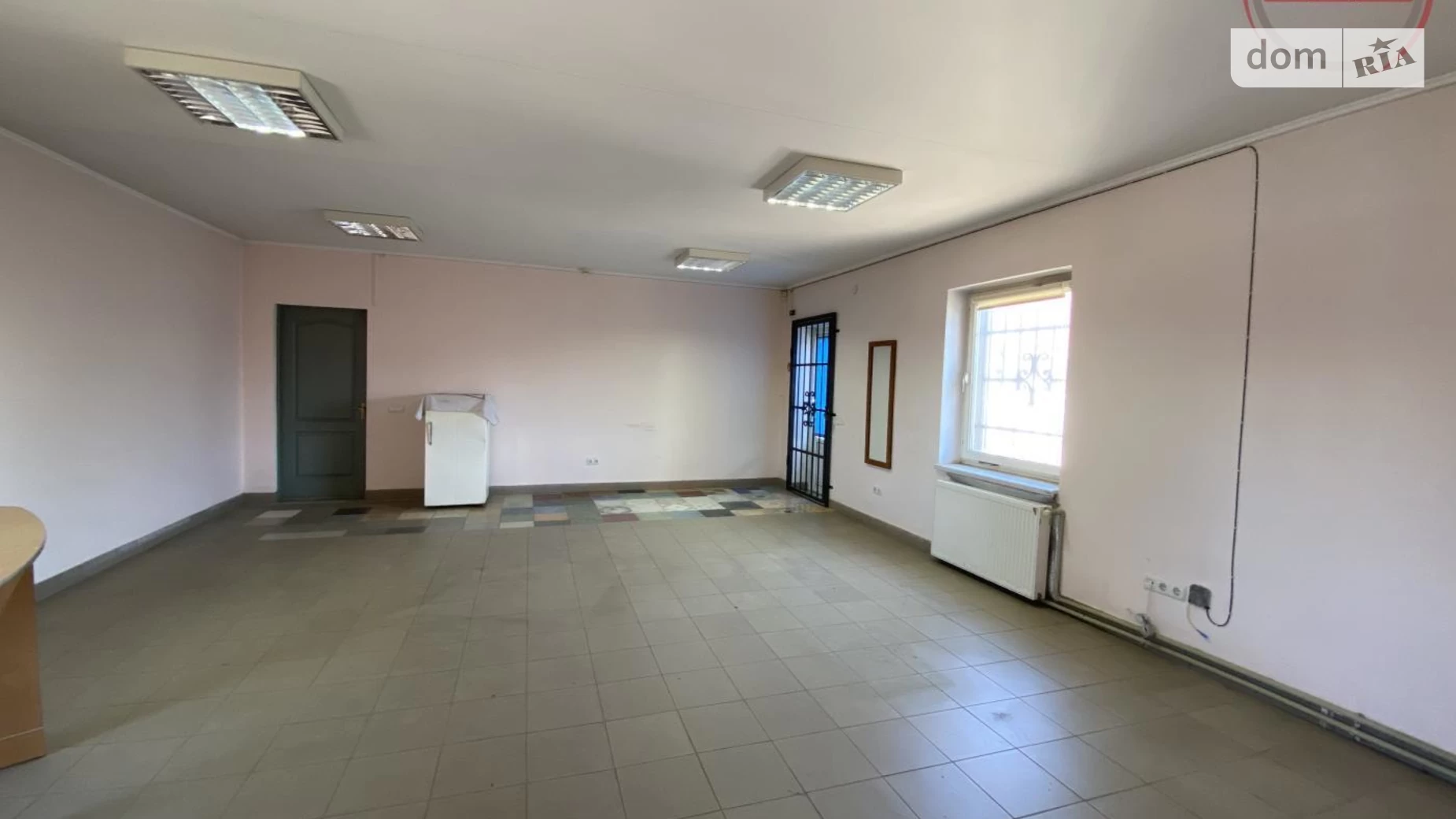 Здається в оренду офіс 46 кв. м в бізнес-центрі, цена: 9000 грн - фото 2