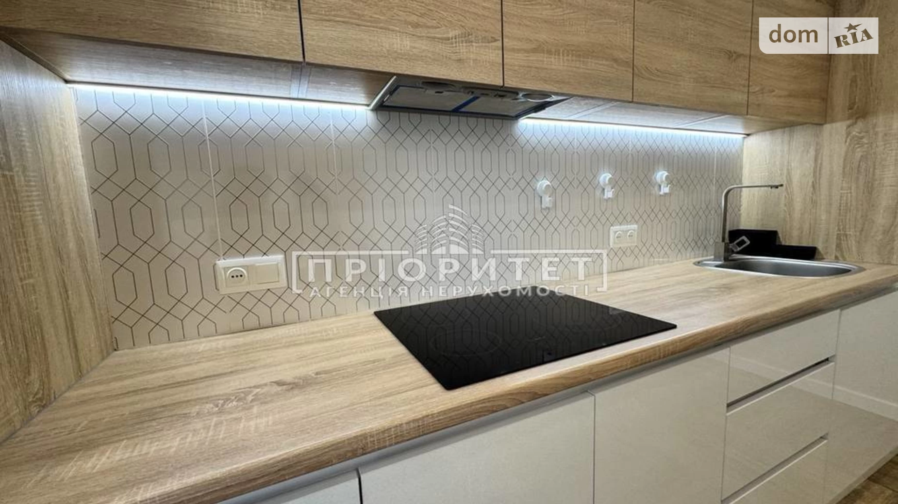 Продается 1-комнатная квартира 55.7 кв. м в Одессе, бул. Французский - фото 3