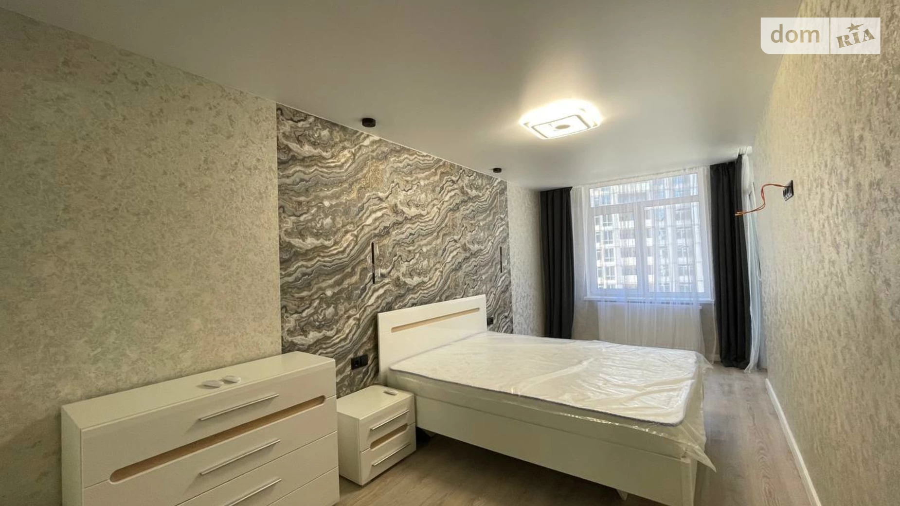 2-кімнатна квартира 56 кв. м у Тернополі, вул. Смакули - фото 2