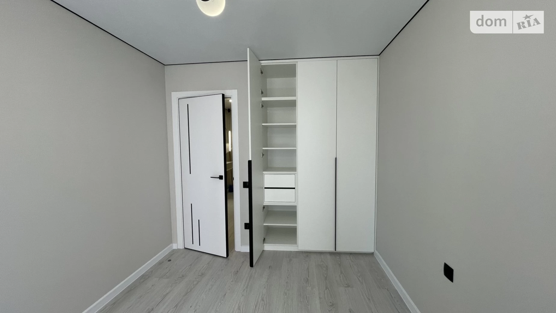2-комнатная квартира 53 кв. м в Тернополе, ул. Смакулы - фото 26