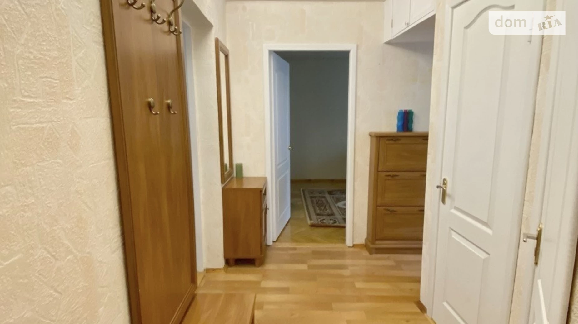Продается 3-комнатная квартира 59.7 кв. м в Киеве, ул. Академика Богомольца, 8А - фото 2