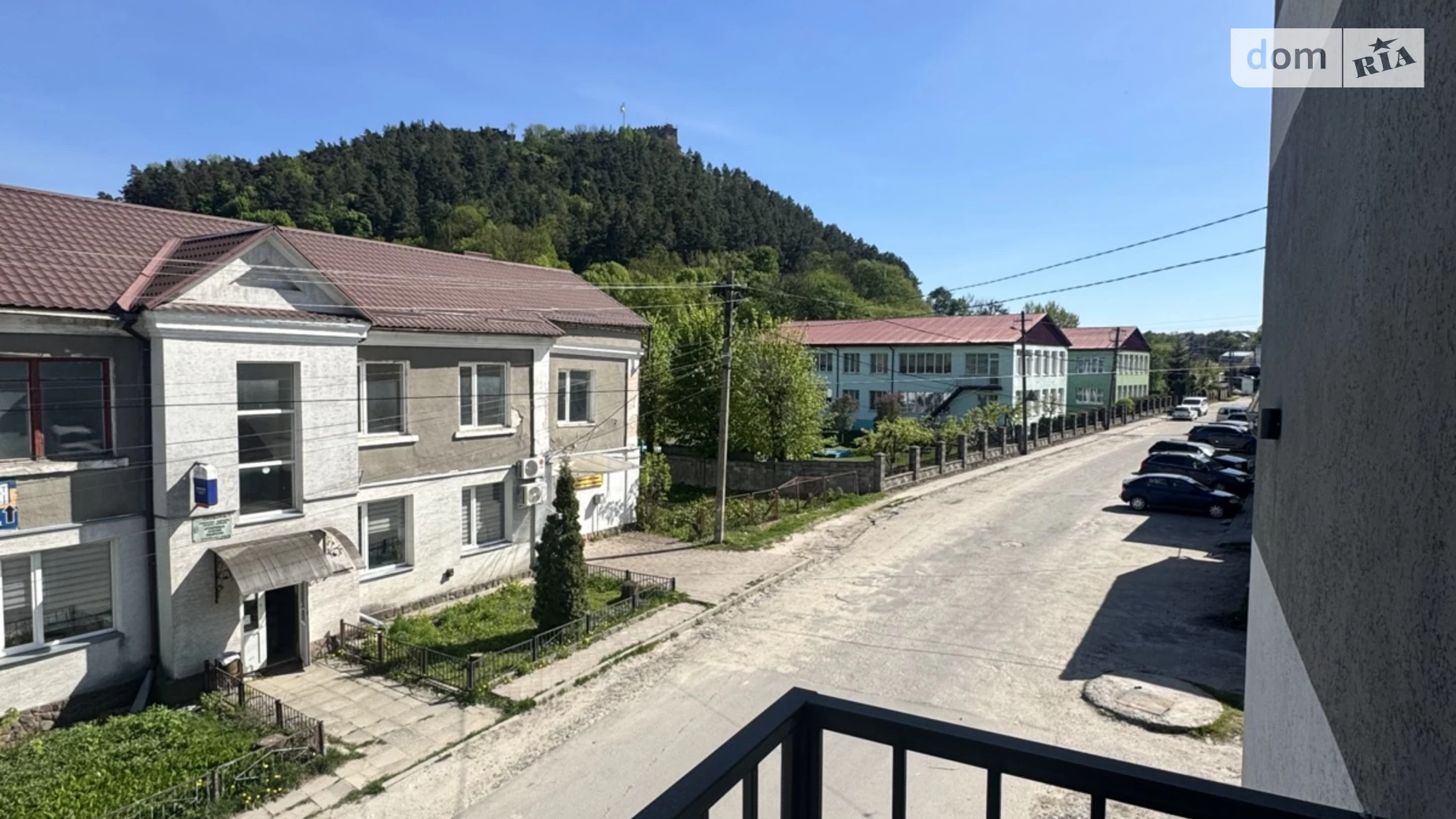 Продается 2-комнатная квартира 74 кв. м в Кременце, ул. Базарная, 8 - фото 2