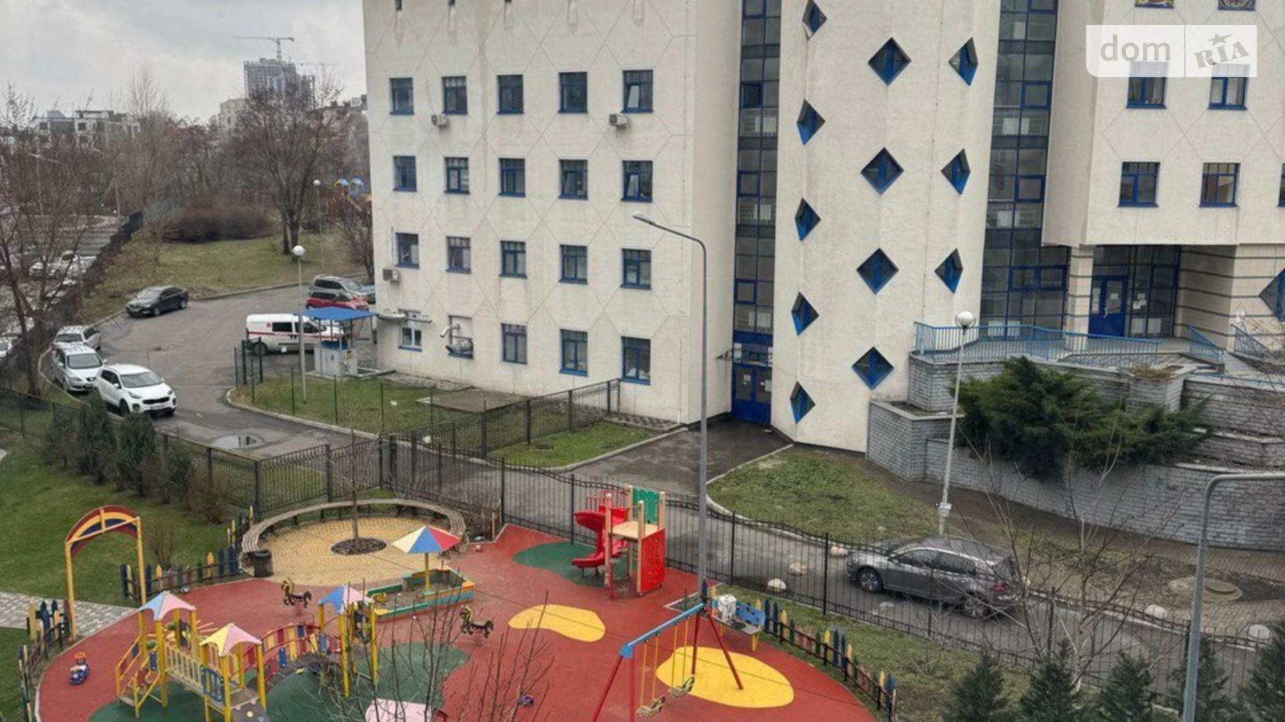 Сдается в аренду офис 332 кв. м в бизнес-центре, цена: 8300 $ - фото 3