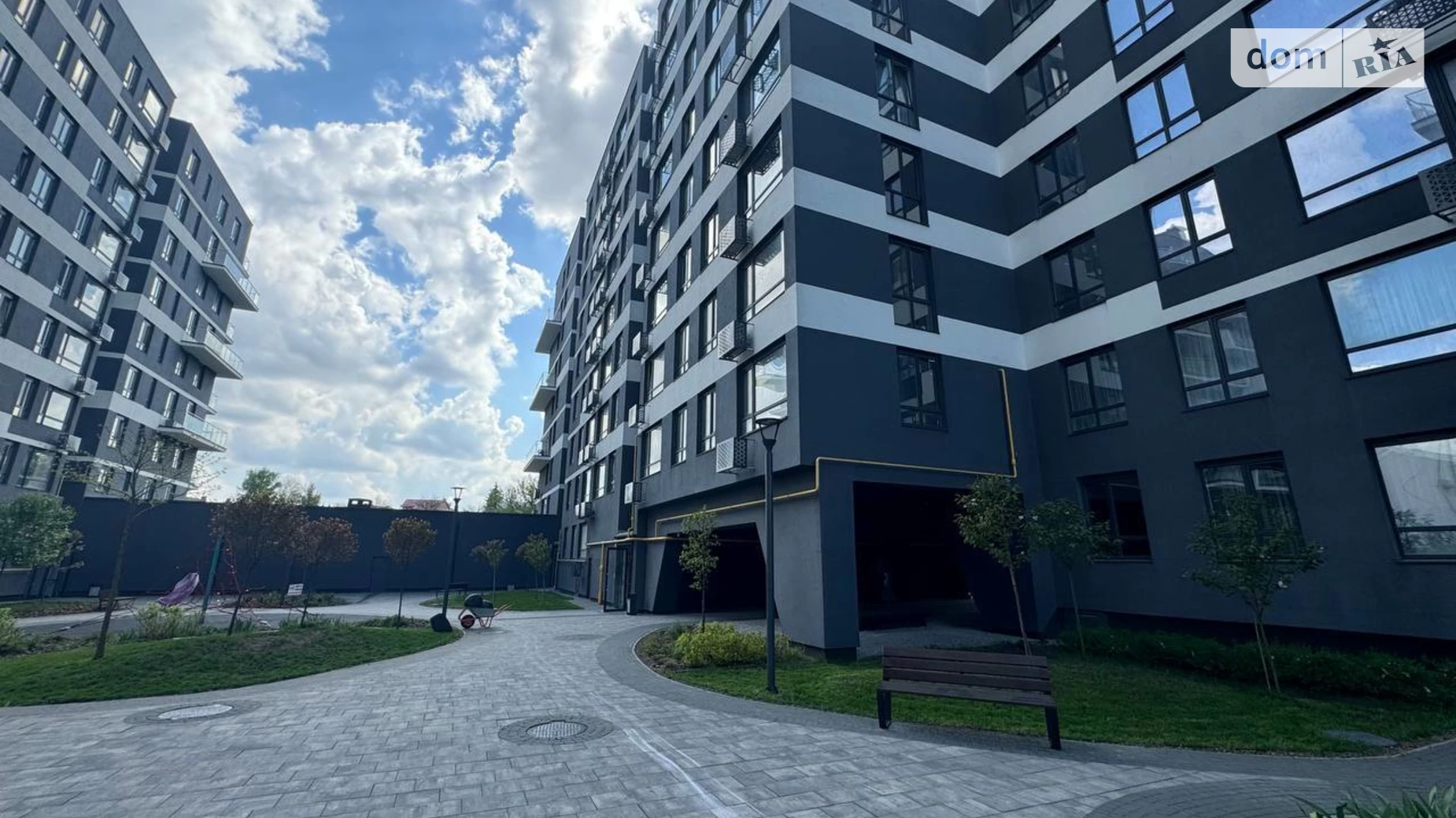 Продается 2-комнатная квартира 84.5 кв. м в Львове, ул. Топольная, 4Г - фото 2