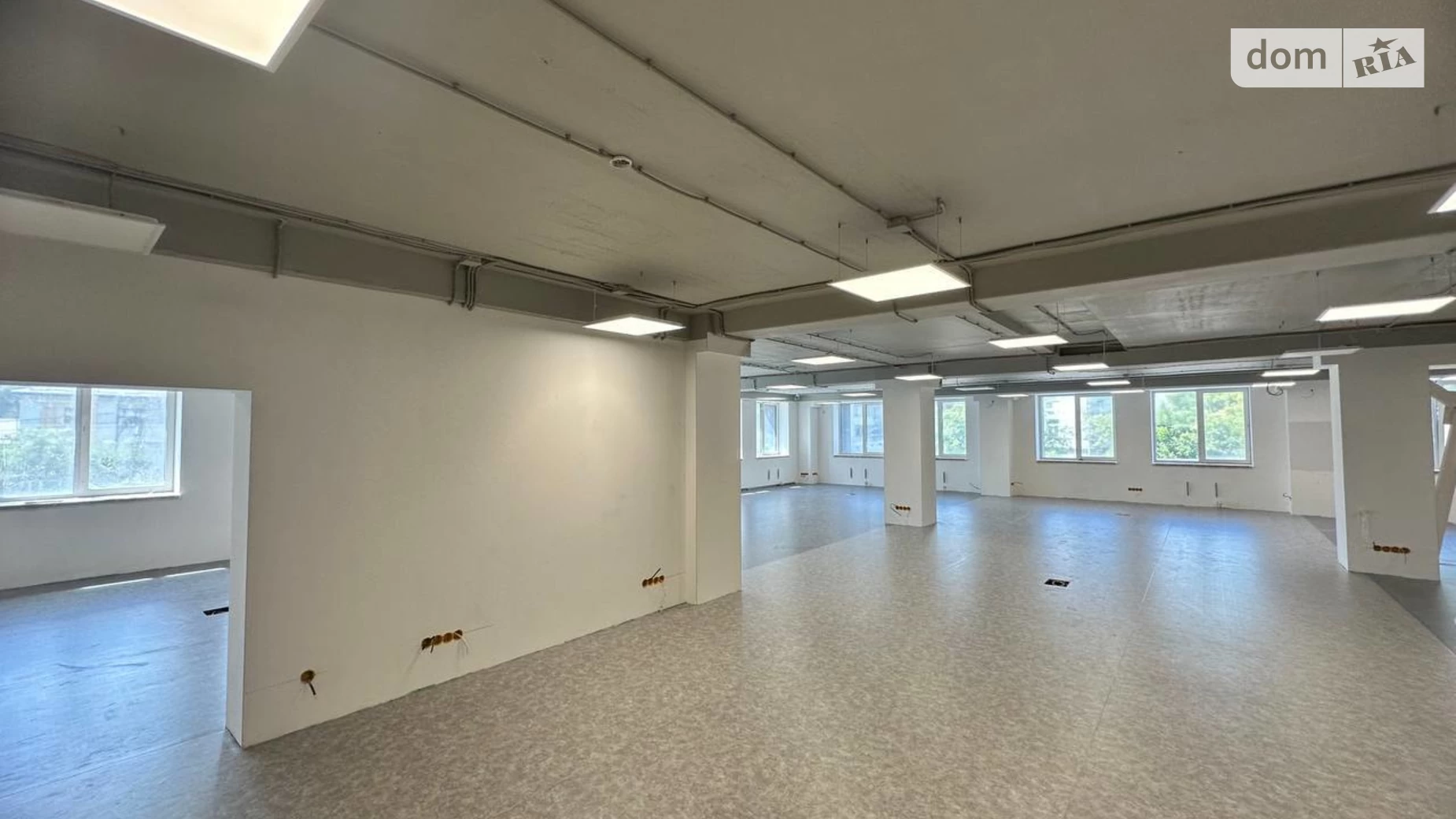 Сдается в аренду офис 523 кв. м в бизнес-центре, цена: 11300 $ - фото 3
