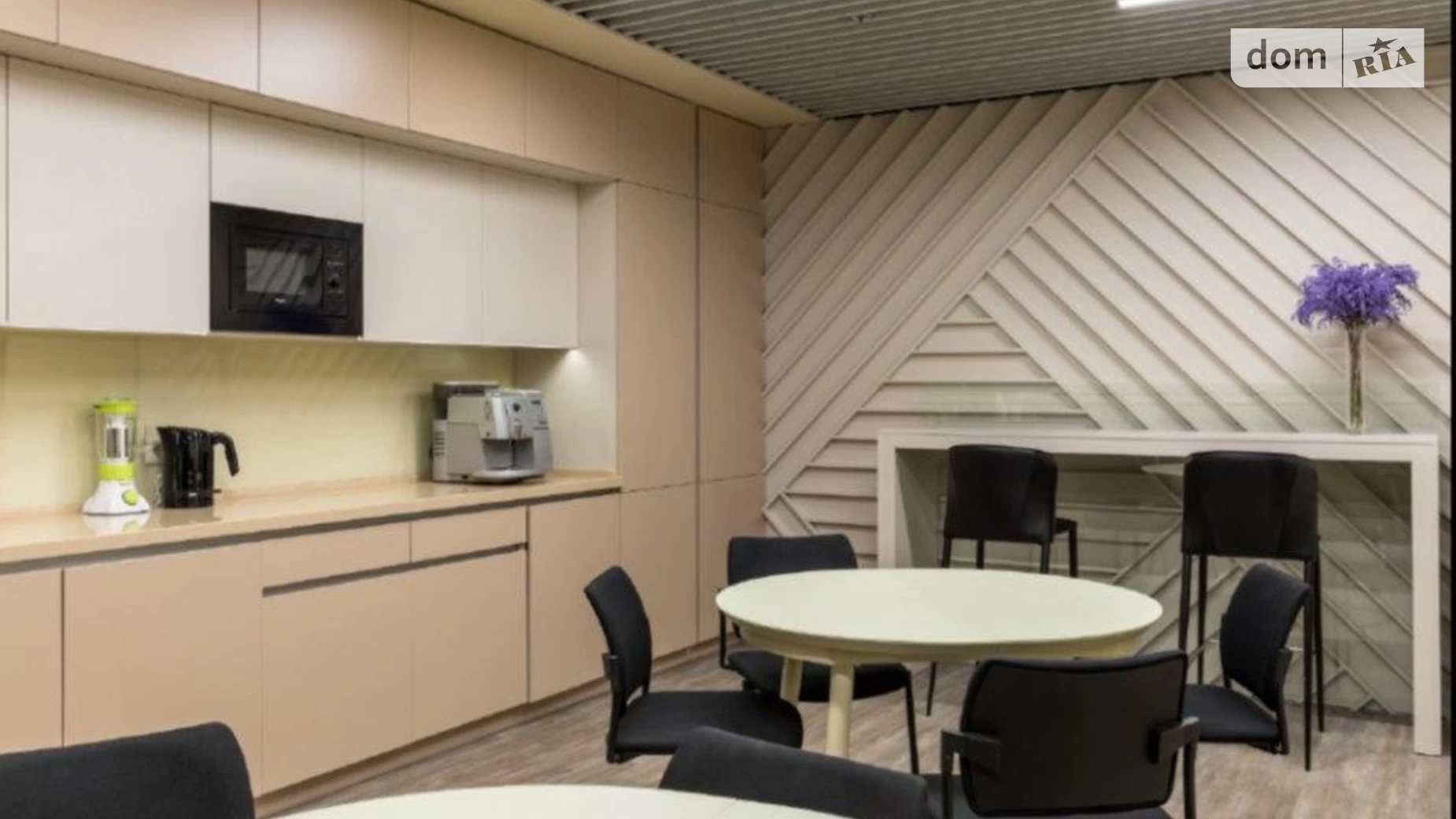 Сдается в аренду офис 695 кв. м в бизнес-центре, цена: 15800 $ - фото 5