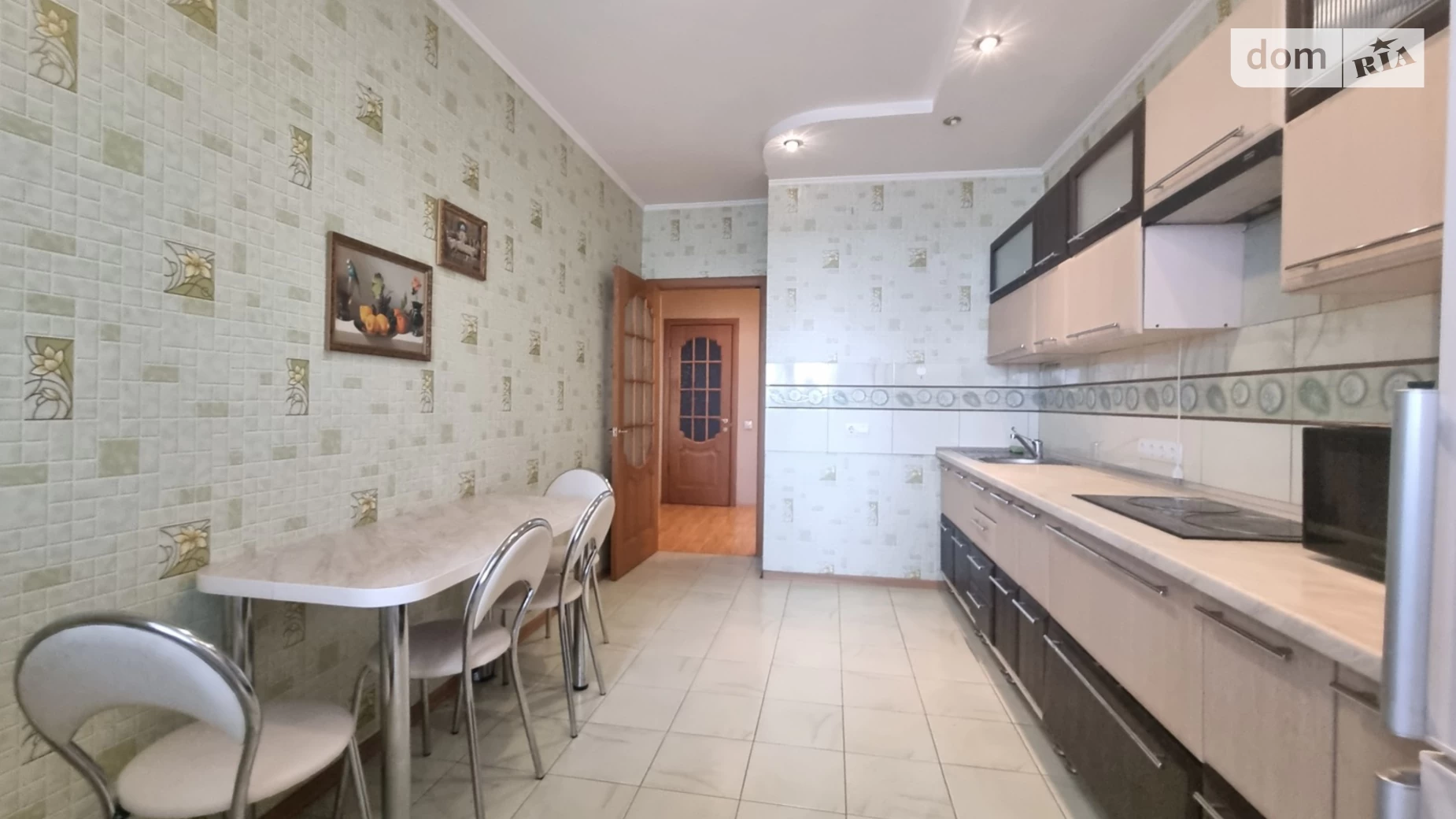 Продается 1-комнатная квартира 60.1 кв. м в Киеве, ул. Гетьмана Вадима, 1Б - фото 2