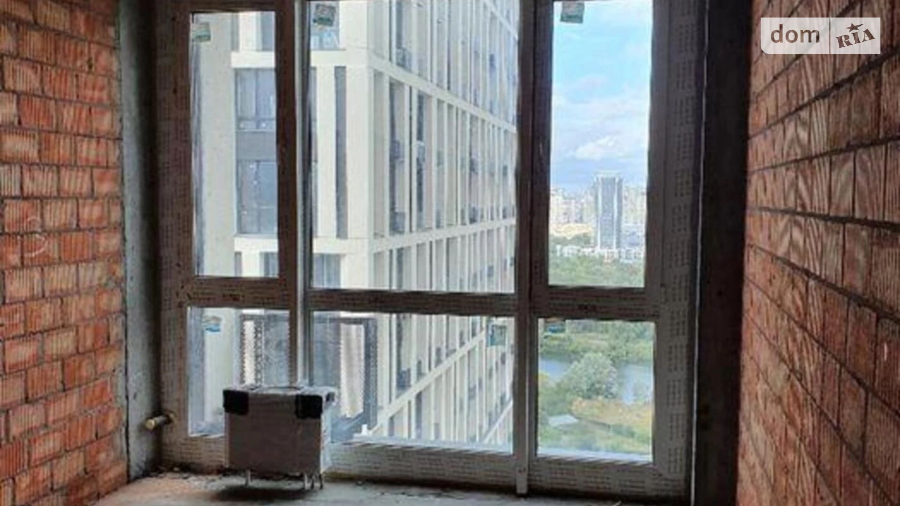 Продається 4-кімнатна квартира 105.2 кв. м у Києві, вул. Зарічна, 2 корпус 1 - фото 2