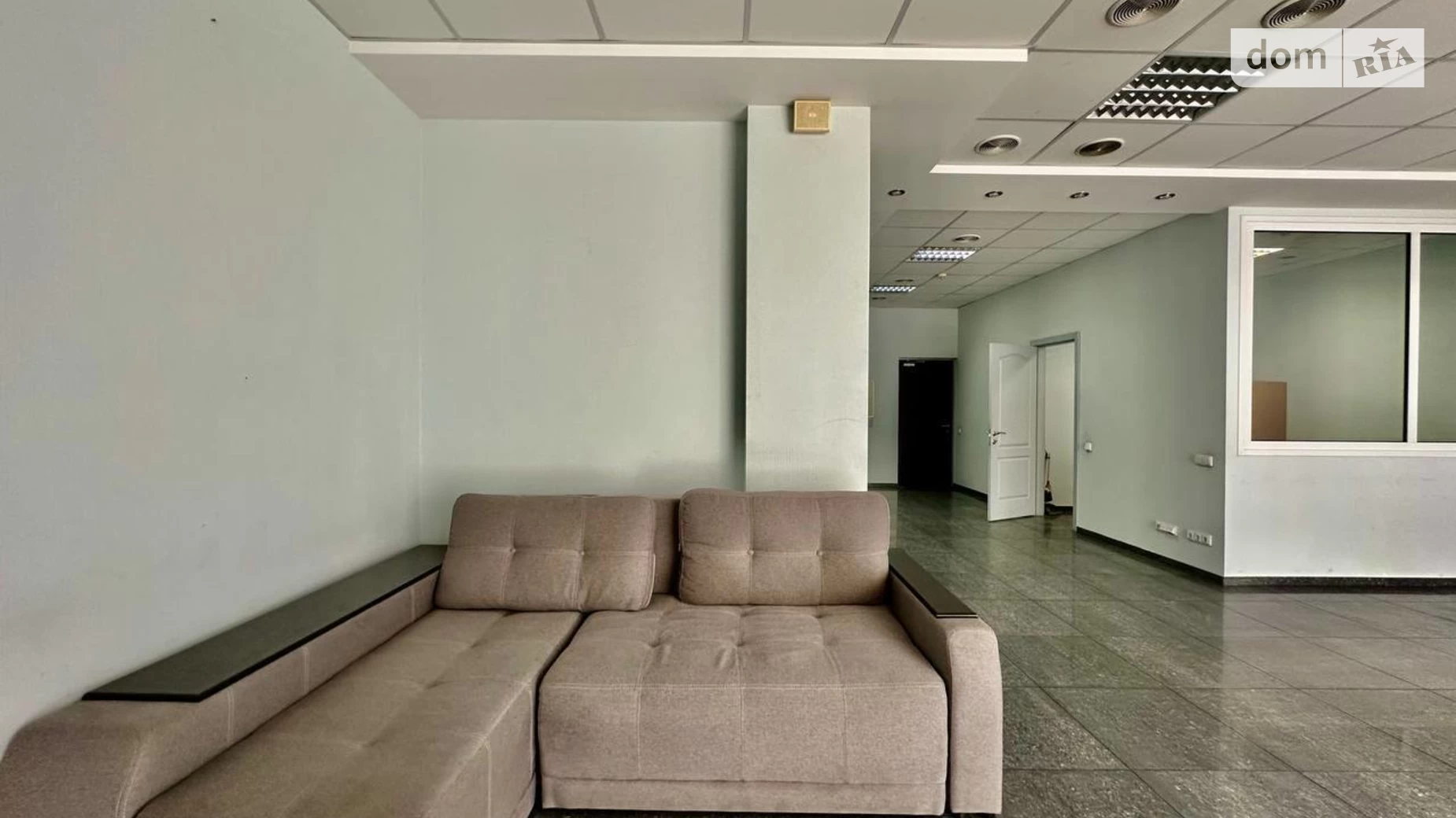Сдается в аренду офис 115 кв. м в бизнес-центре, цена: 1000 $ - фото 4
