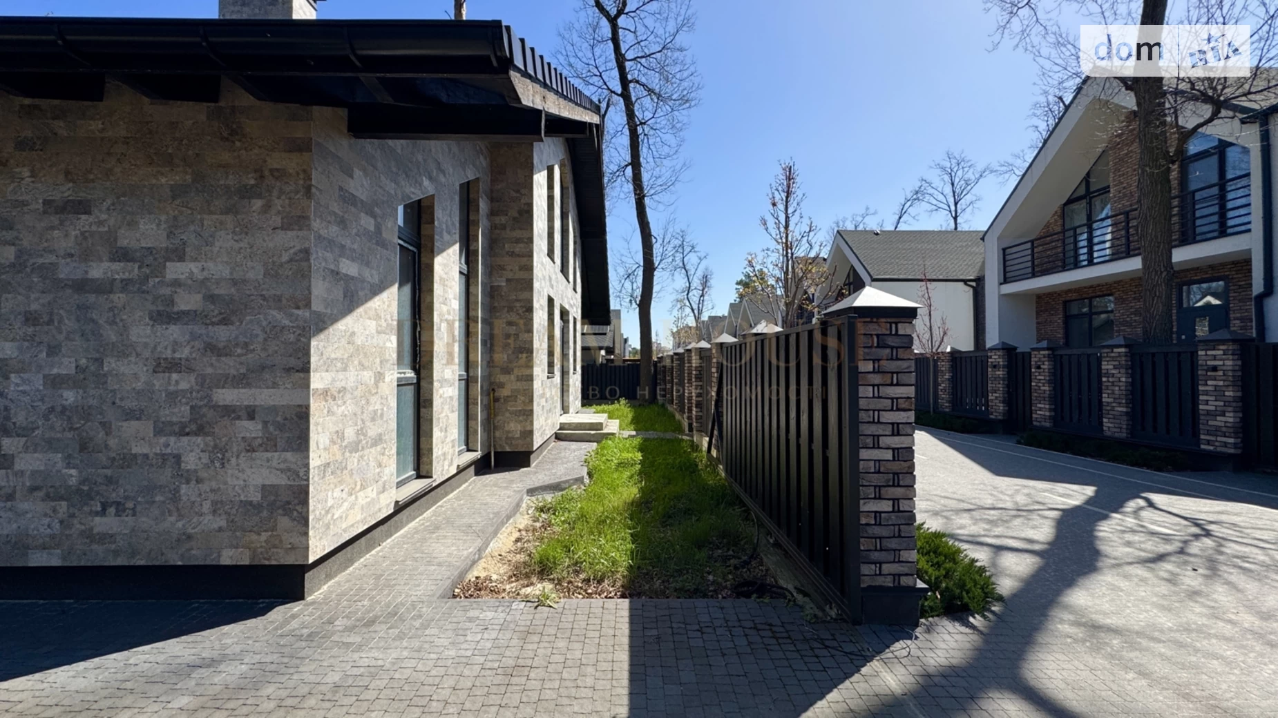 Продается дом на 2 этажа 200 кв. м с террасой, цена: 250000 $ - фото 5