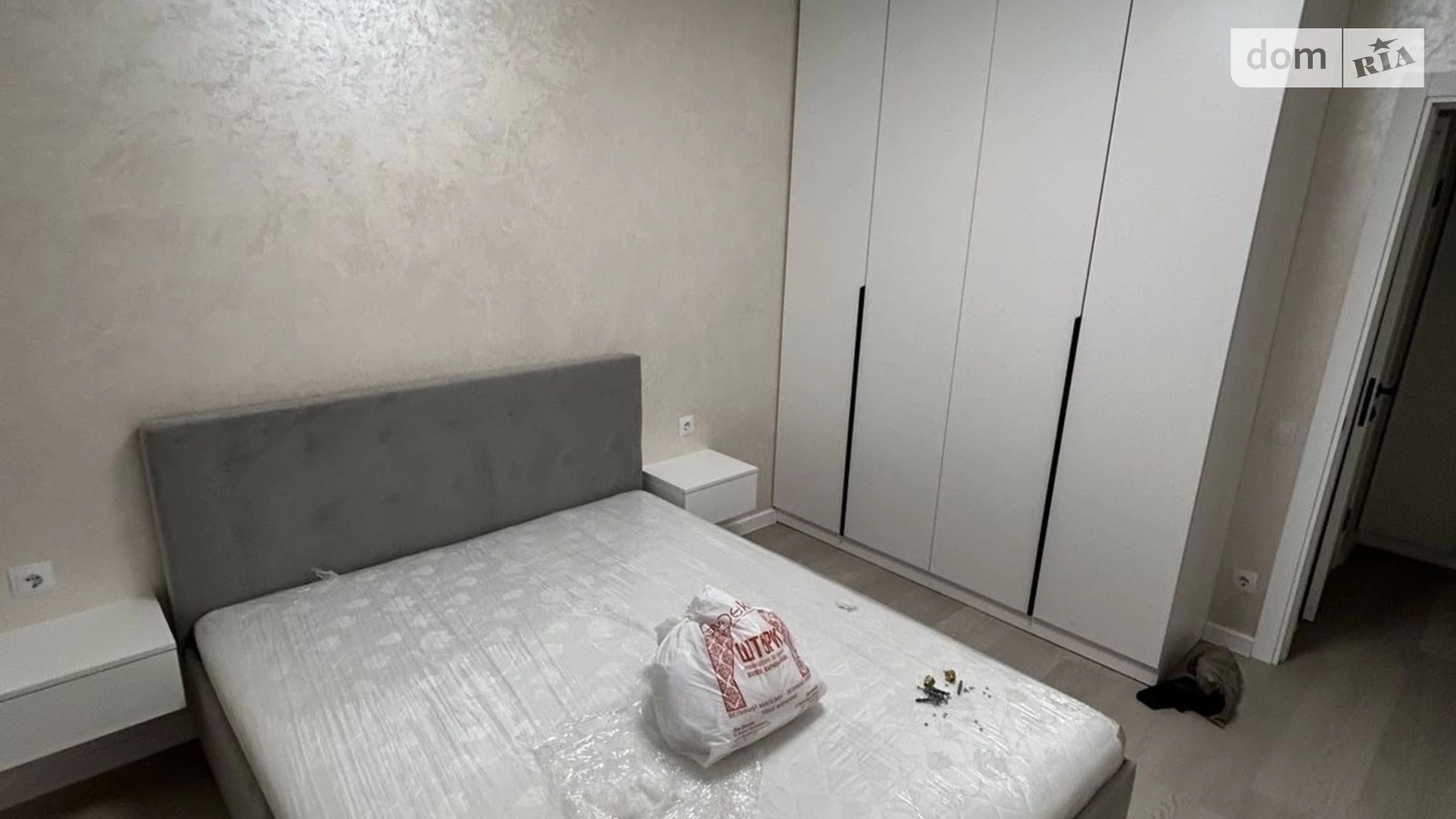 Продается 2-комнатная квартира 54 кв. м в Ивано-Франковске, ул. Мира, 100 - фото 3