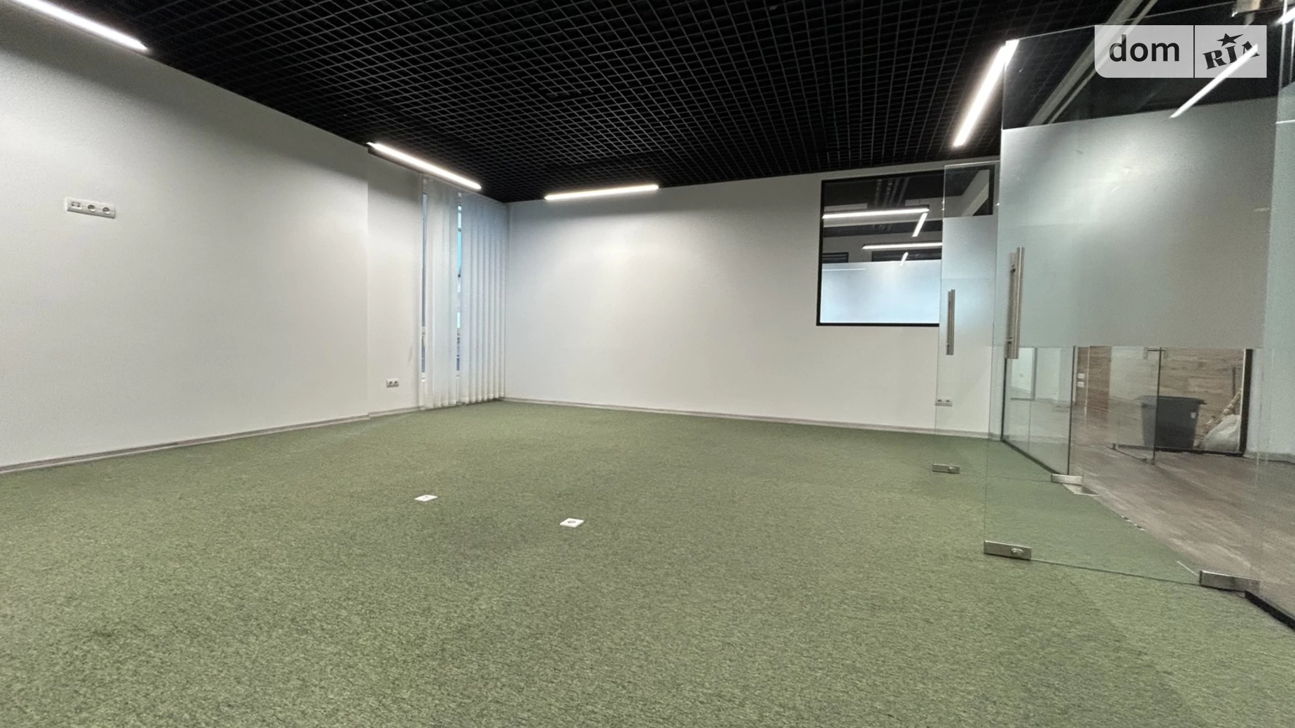 Сдается в аренду офис 148 кв. м в бизнес-центре, цена: 2058 $ - фото 2
