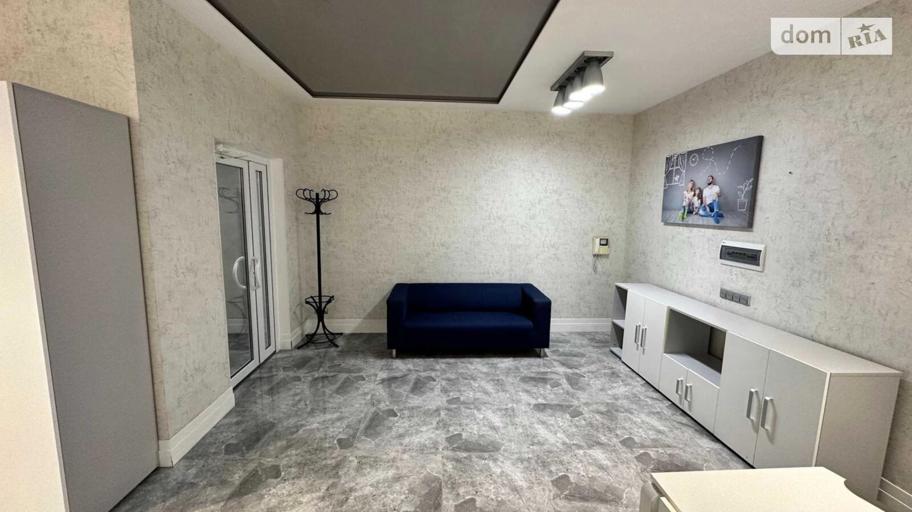 Сдается в аренду офис 70 кв. м в бизнес-центре, цена: 1600 $ - фото 2