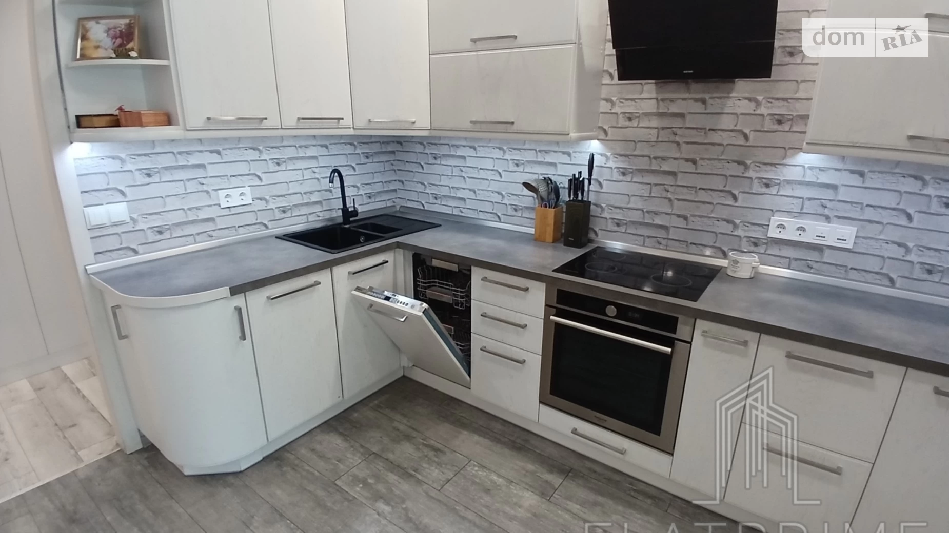 Продається 3-кімнатна квартира 84 кв. м у Києві, вул. Регенераторна, 4 - фото 4