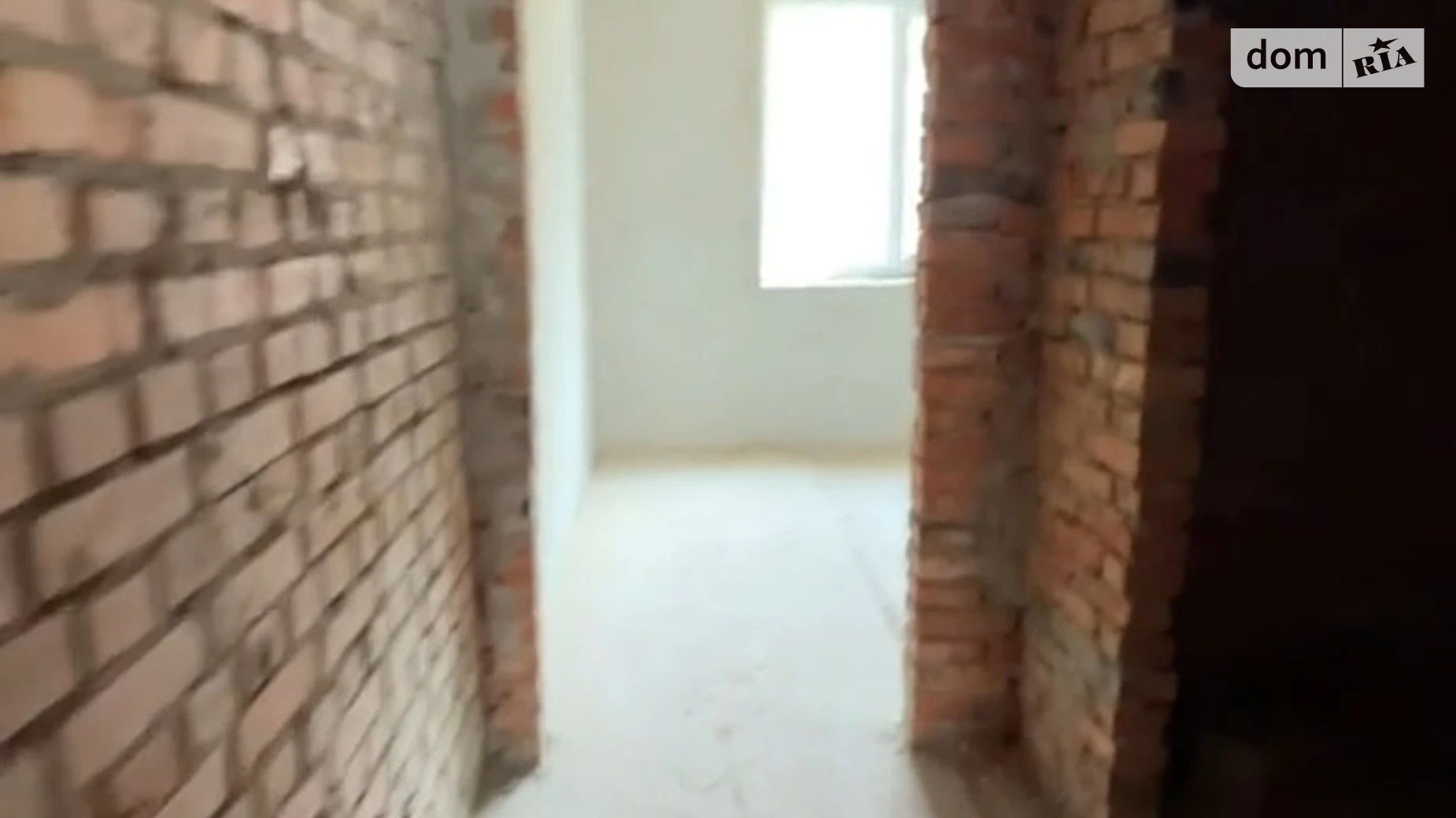 Продается 1-комнатная квартира 42 кв. м в, цена: 26000 $ - фото 2