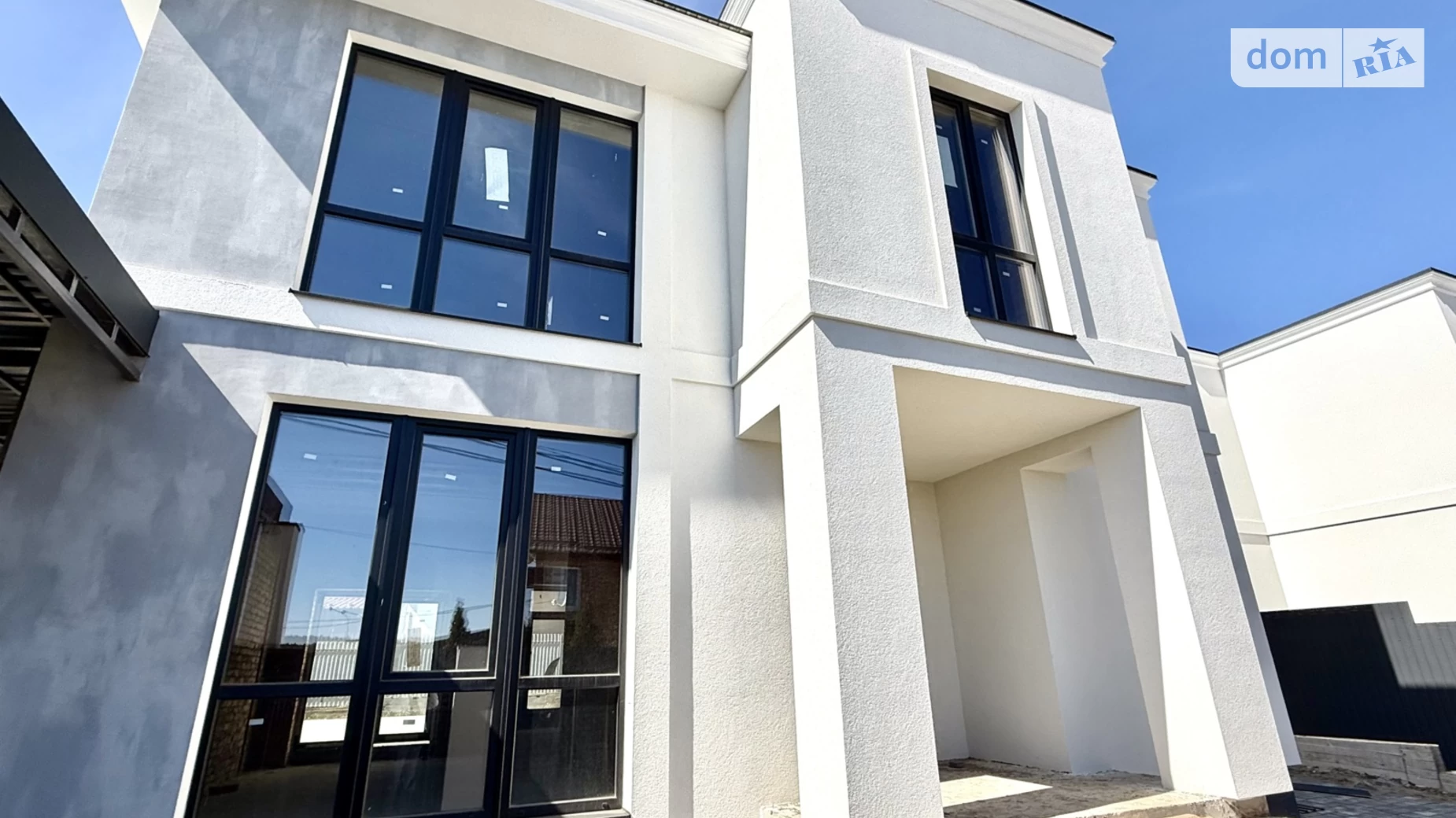Продается дом на 2 этажа 170 кв. м с камином, цена: 159900 $ - фото 3