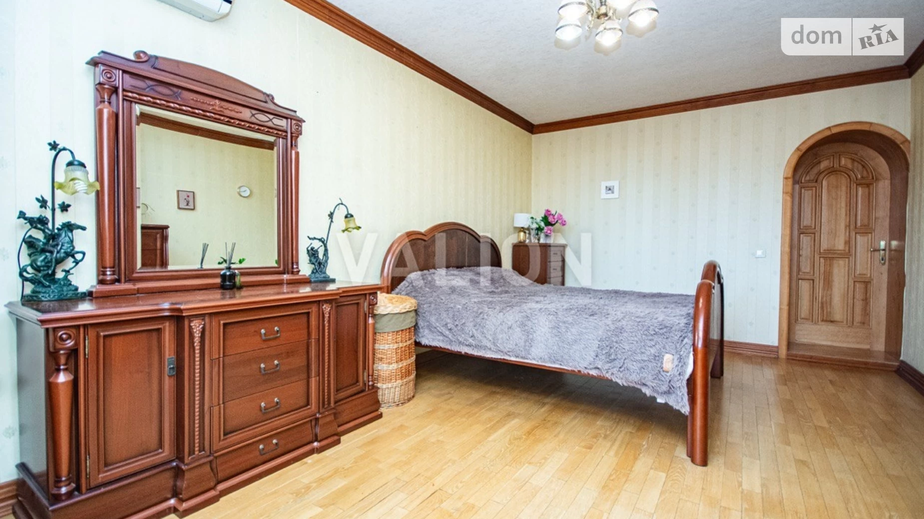 Продается 3-комнатная квартира 150.4 кв. м в Киеве, ул. Драгоманова, 17 - фото 5