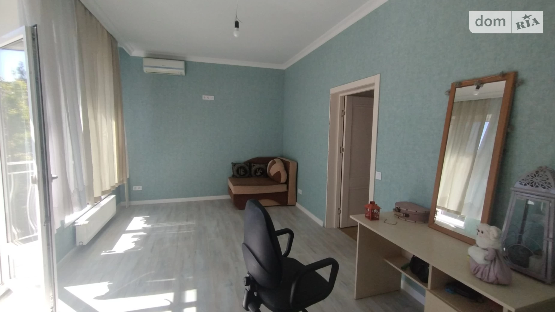 Продается дом на 2 этажа 205 кв. м с камином, цена: 285000 $ - фото 3