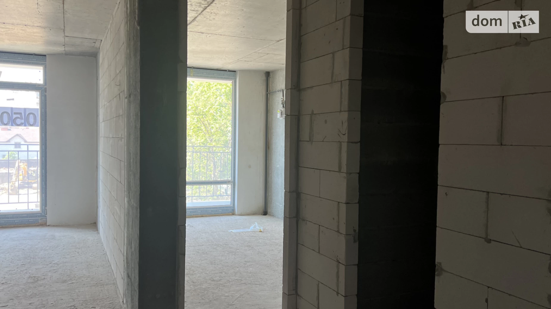 Продается 1-комнатная квартира 49 кв. м в Ивано-Франковске, ул. Крайковского, 5 корпус 1 - фото 4