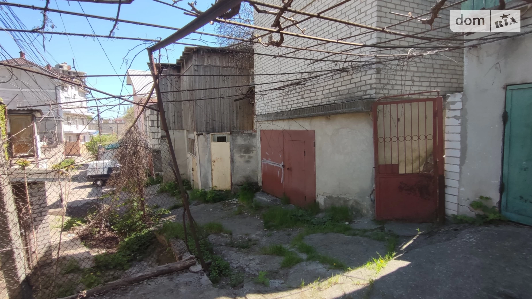 Продается дом на 3 этажа 59.7 кв. м с участком, цена: 30000 $ - фото 4
