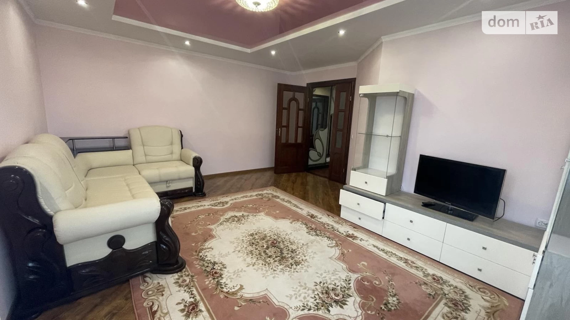 2-кімнатна квартира 65 кв. м у Тернополі, вул. Євгена Коновальця, 19 - фото 2