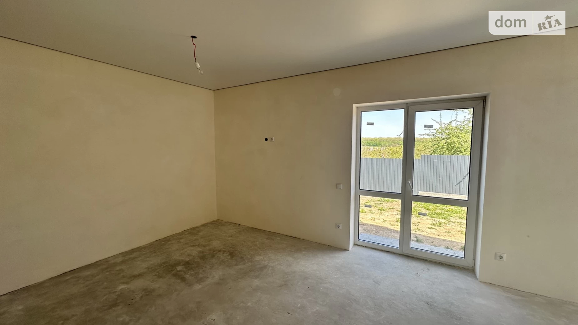 Продается дом на 2 этажа 109 кв. м с садом, цена: 78999 $ - фото 2