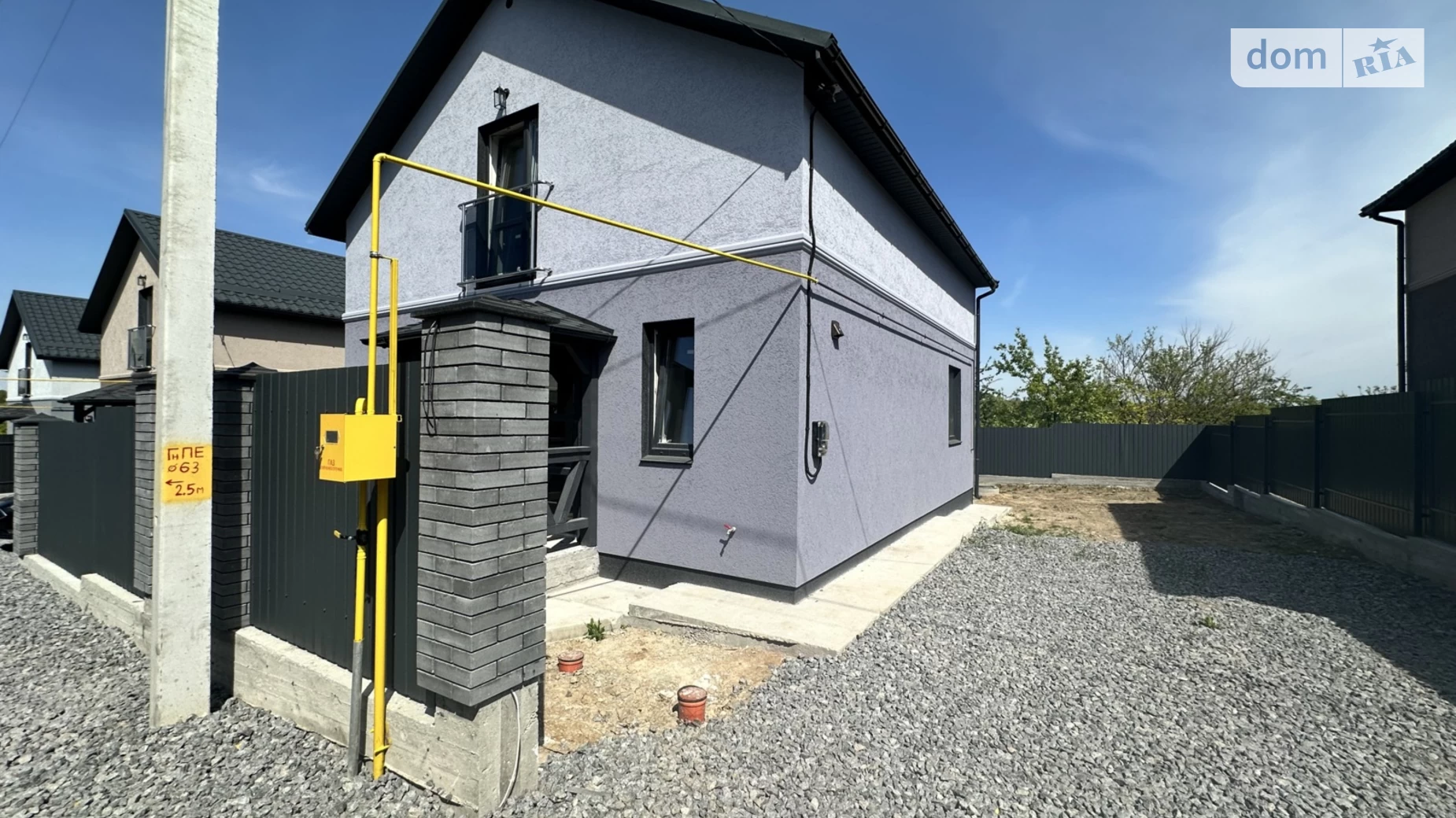 Продается дом на 2 этажа 109 кв. м с садом, цена: 78999 $ - фото 3