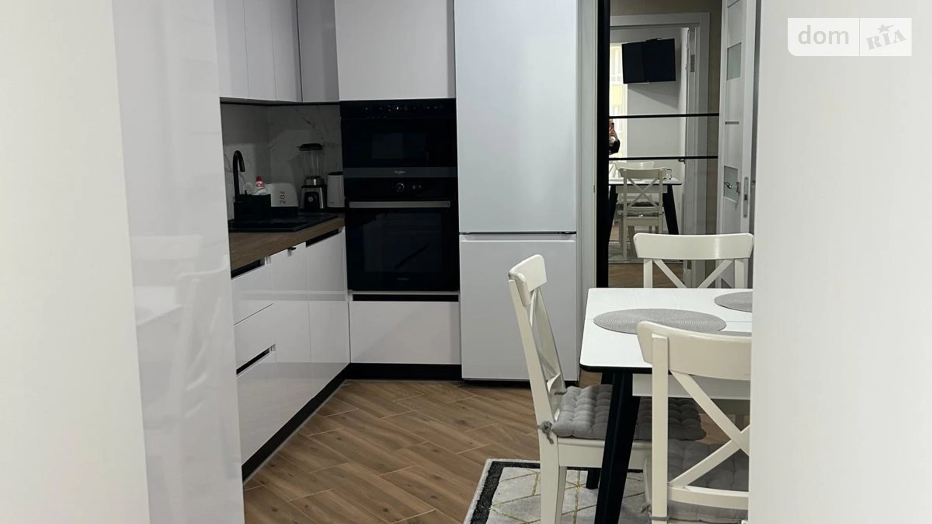 1-комнатная квартира 38.6 кв. м в Тернополе, просп. Злуки, 18 - фото 2