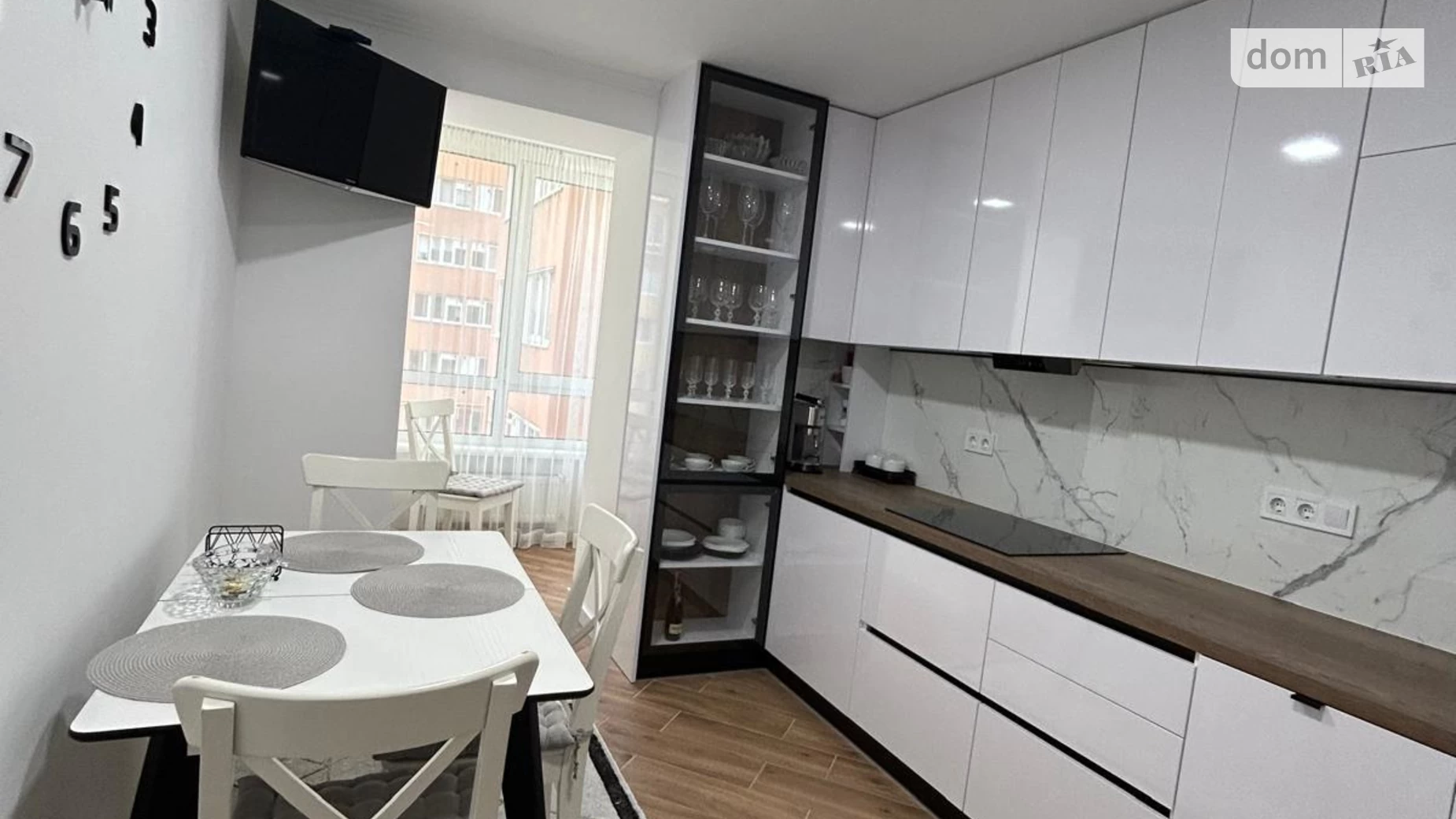 1-комнатная квартира 38.6 кв. м в Тернополе, просп. Злуки, 18 - фото 4