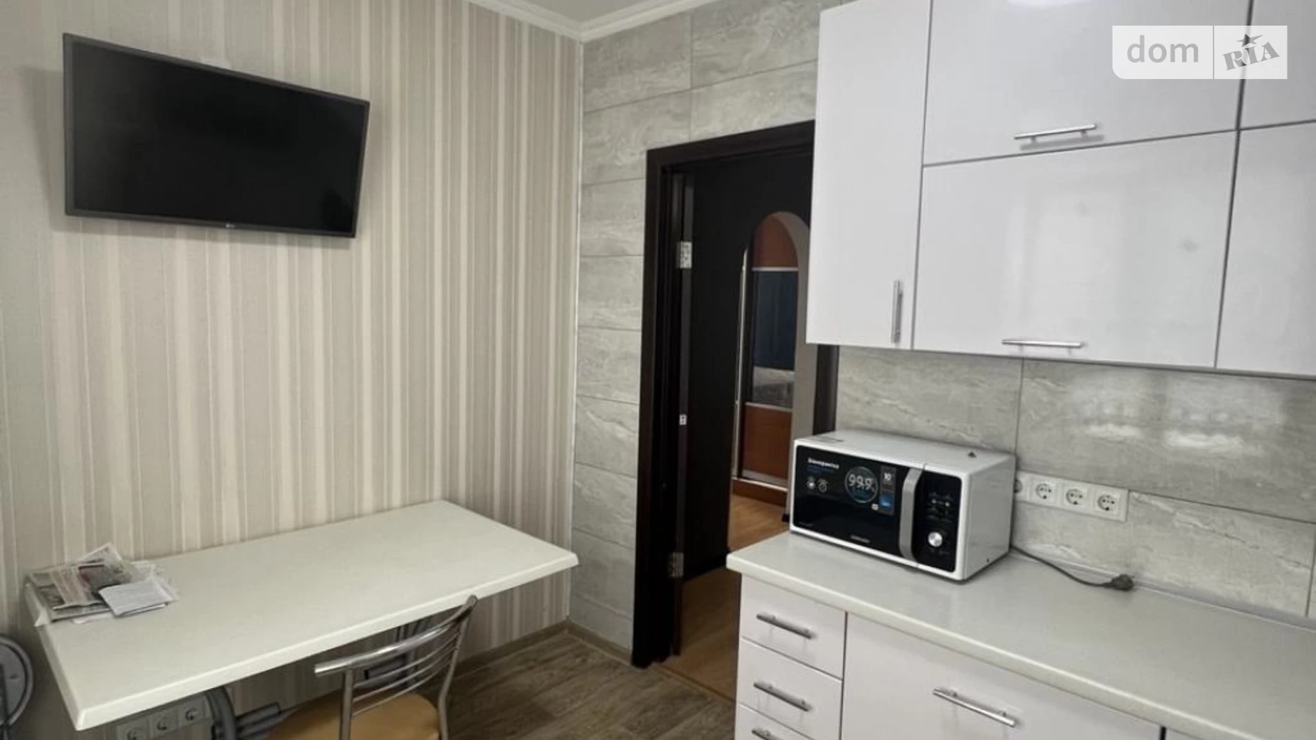 Продається 2-кімнатна квартира 55.7 кв. м у Києві, просп. Червоної Калини(Маяковського Володимира), 40 - фото 4