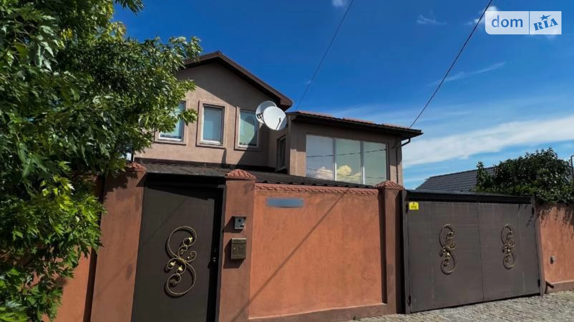 Продается дом на 2 этажа 145.6 кв. м с беседкой, цена: 95000 $ - фото 2