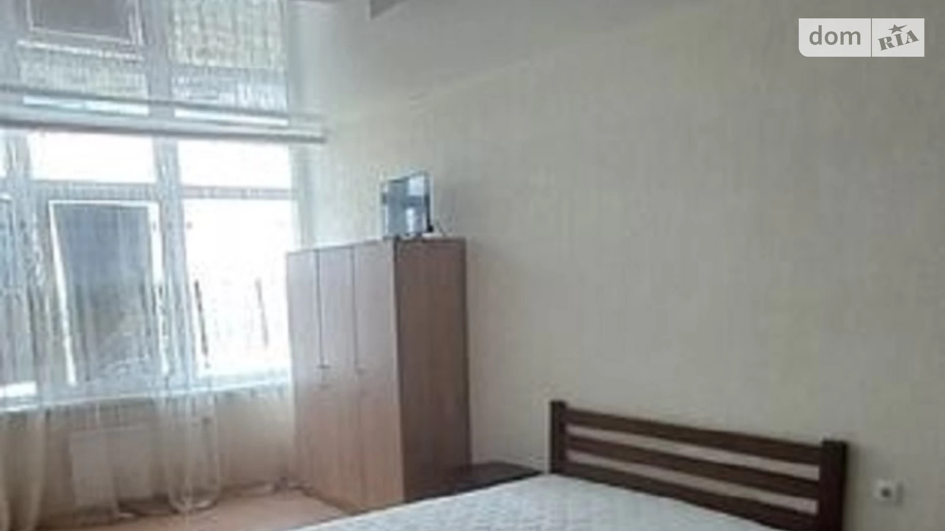 Продается 1-комнатная квартира 41 кв. м в Одессе, ул. Жемчужная, 1Б - фото 2