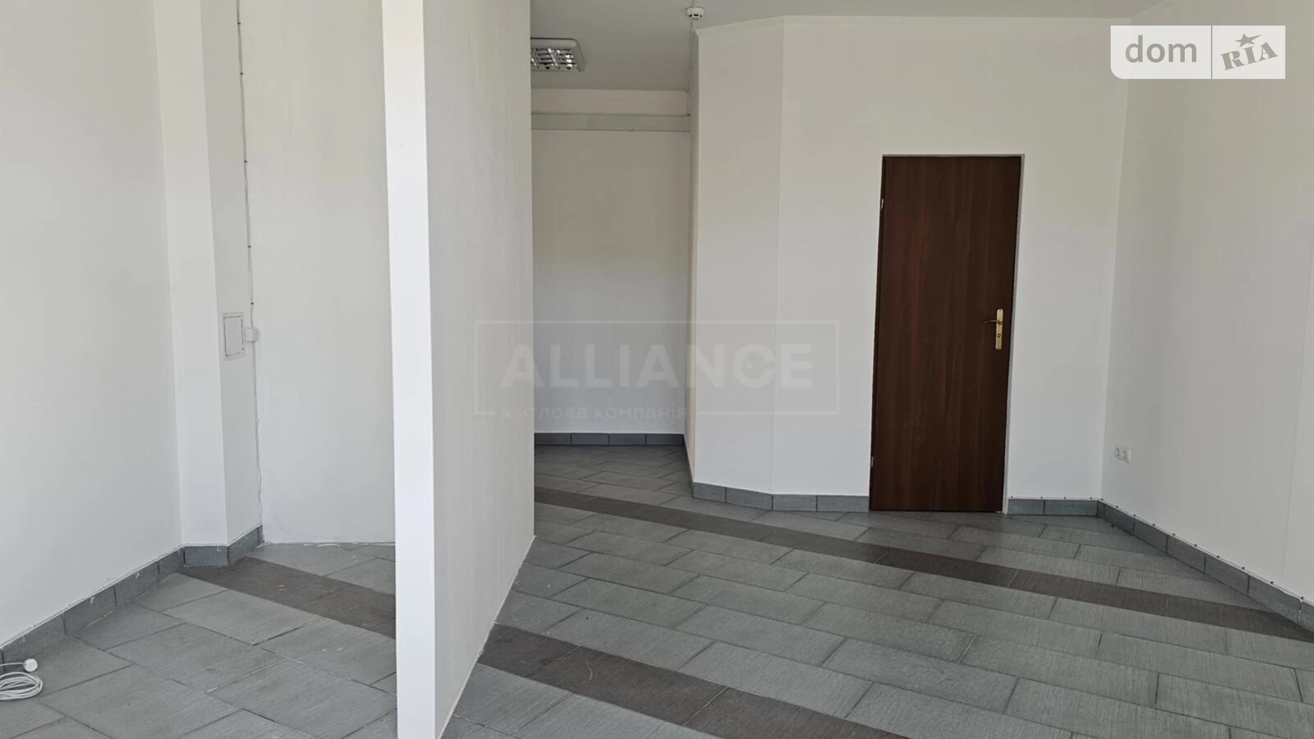 вул. Івасюка, 21 Майзлі Івано-Франківськ, цена: 52500 € - фото 2