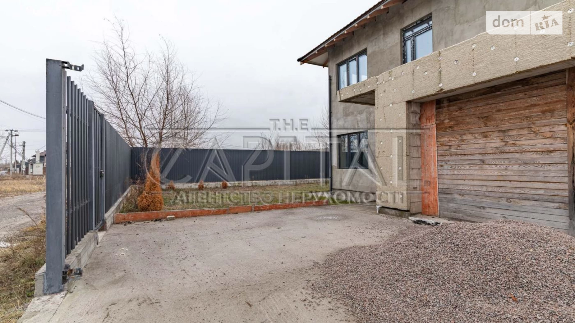 Продается дом на 2 этажа 214 кв. м с камином, цена: 160000 $ - фото 3